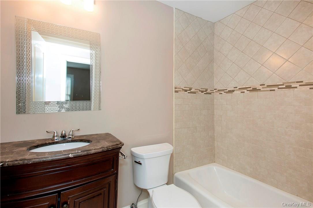 #16 photo, 150 Crotona Avenue, Harrison , NY 10528