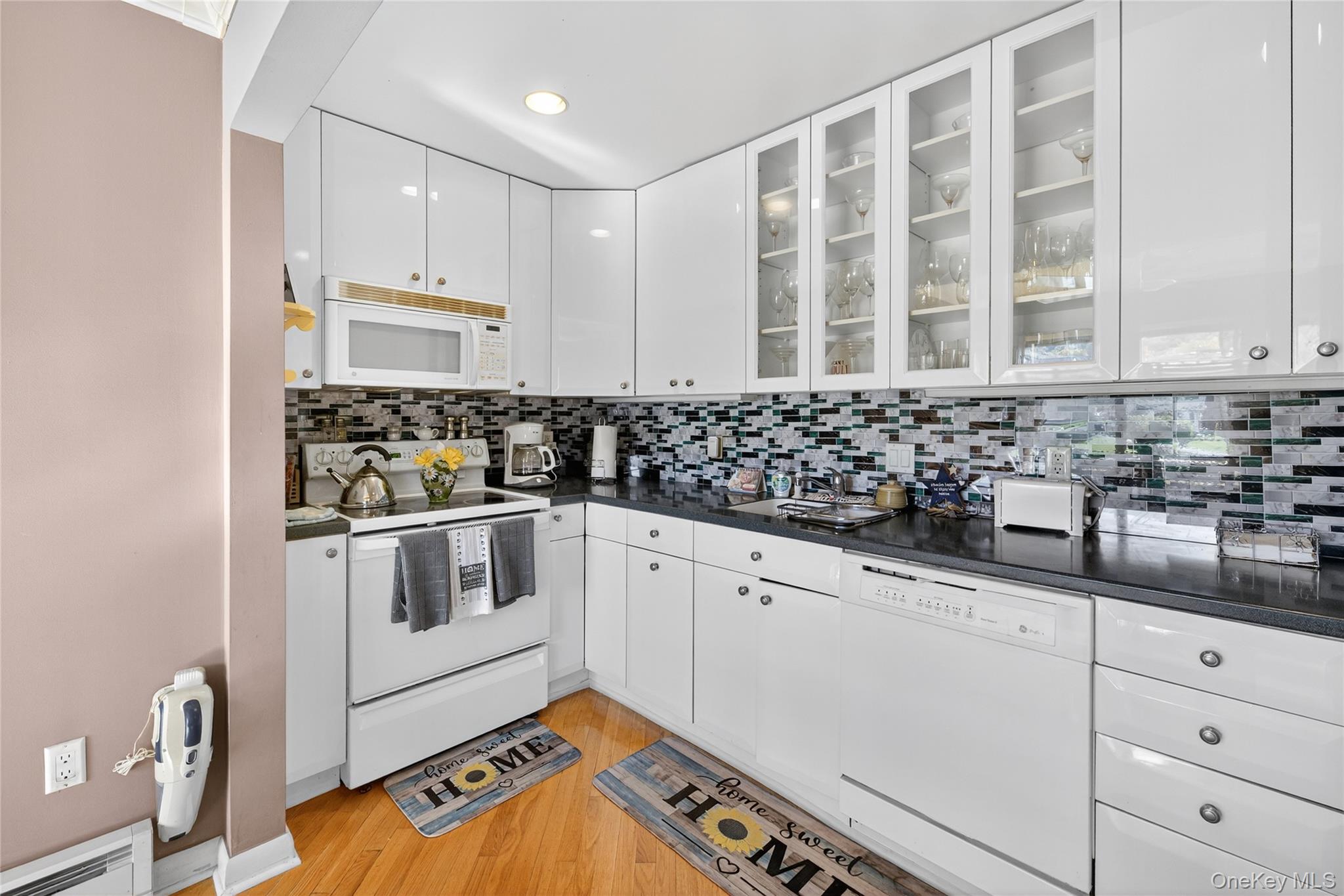 #15 photo, 332 Richard Court, Pomona , NY 10970