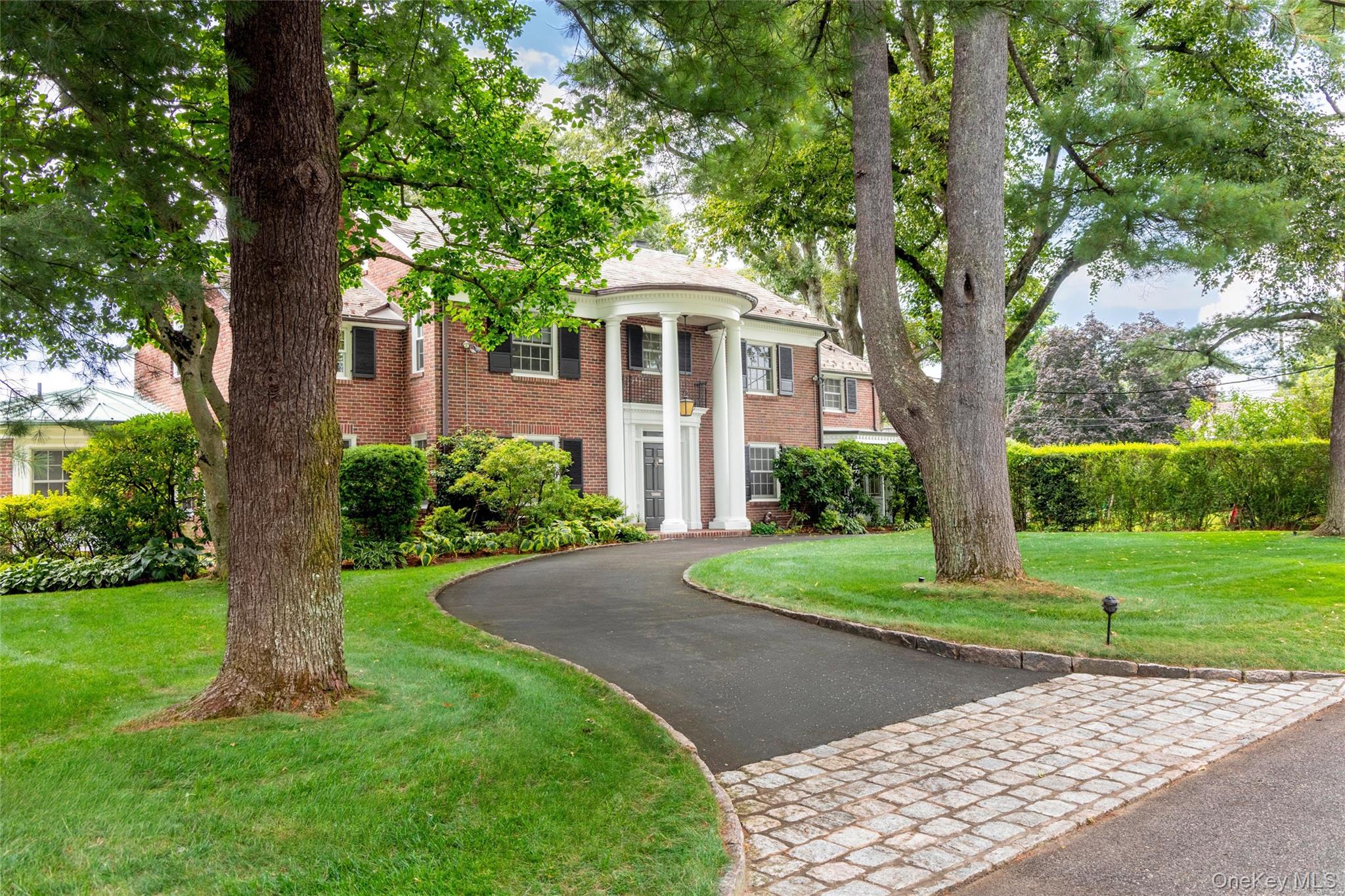 #1 photo, 9 Oxford Road, White Plains , NY 10605