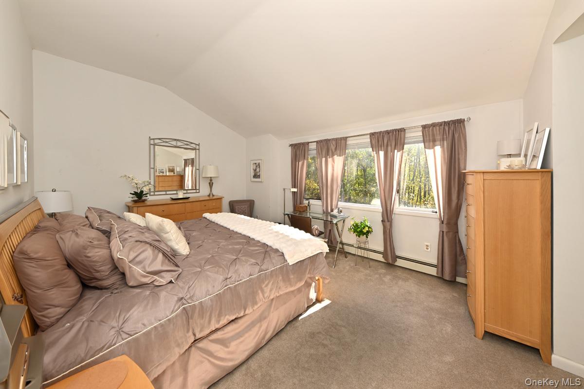 #19 photo, 13 Meadowlark Circle, Peekskill , NY 10566