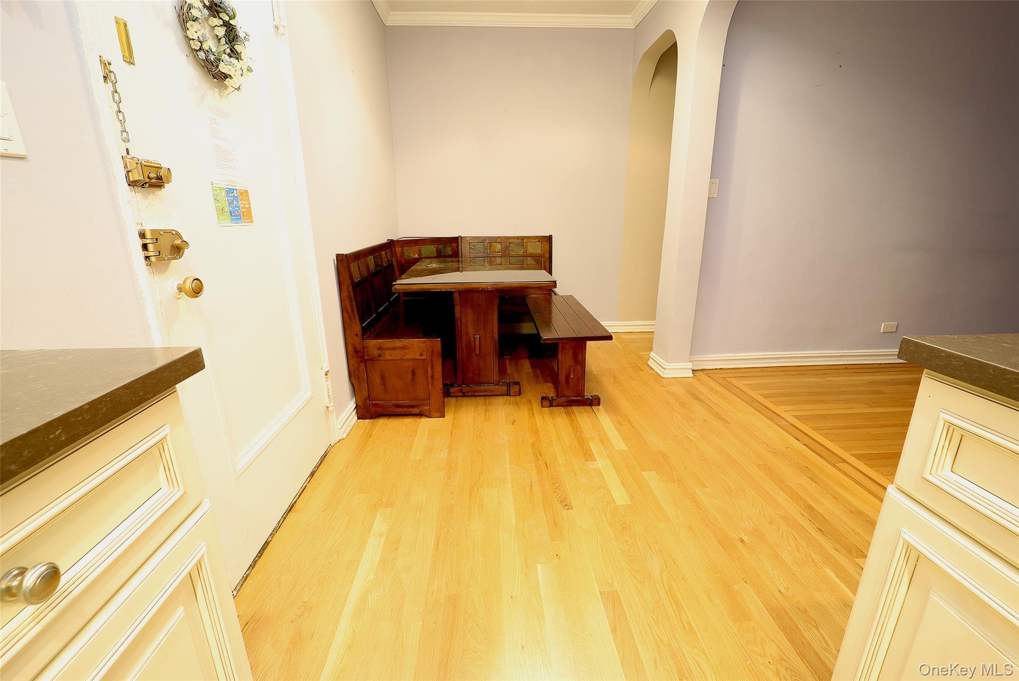 #11 photo, 118-11 84 Avenue 118-11 84 Avenue, Kew Gardens , NY 11415