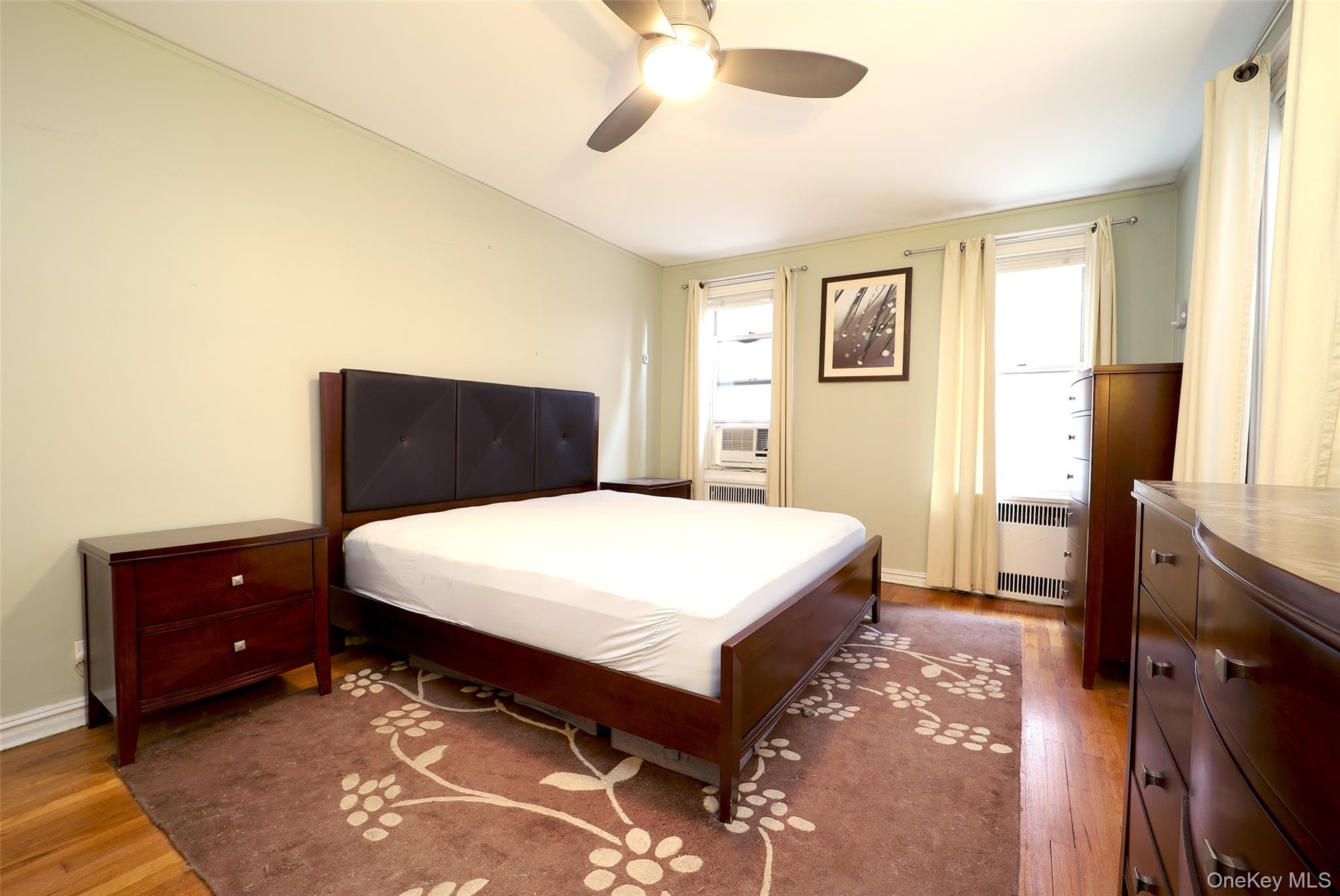 #18 photo, 118-11 84 Avenue 118-11 84 Avenue, Kew Gardens , NY 11415