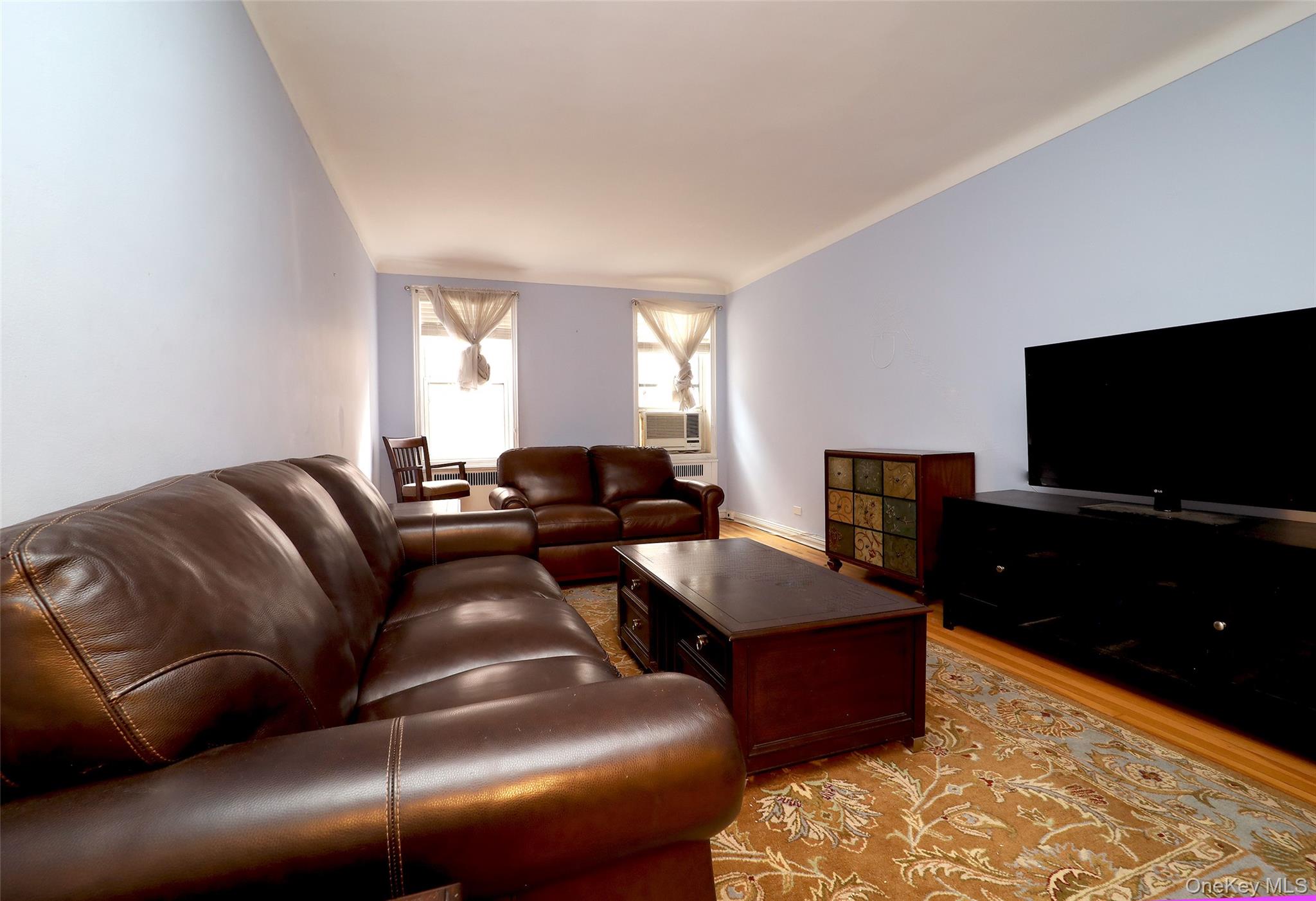 #5 photo, 118-11 84 Avenue 118-11 84 Avenue, Kew Gardens , NY 11415