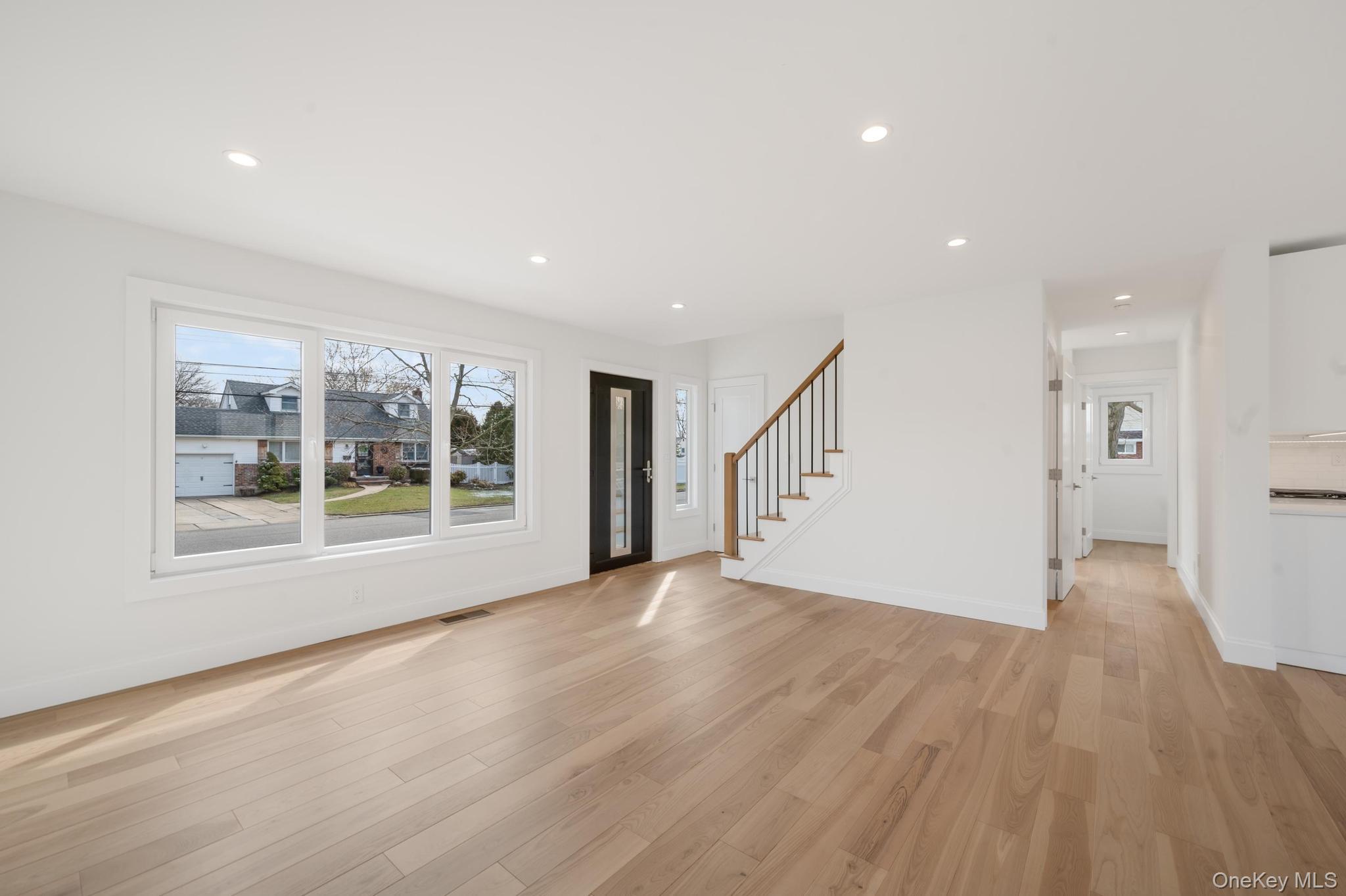 #3 photo, 100 Elberta Drive, East Northport , NY 11731