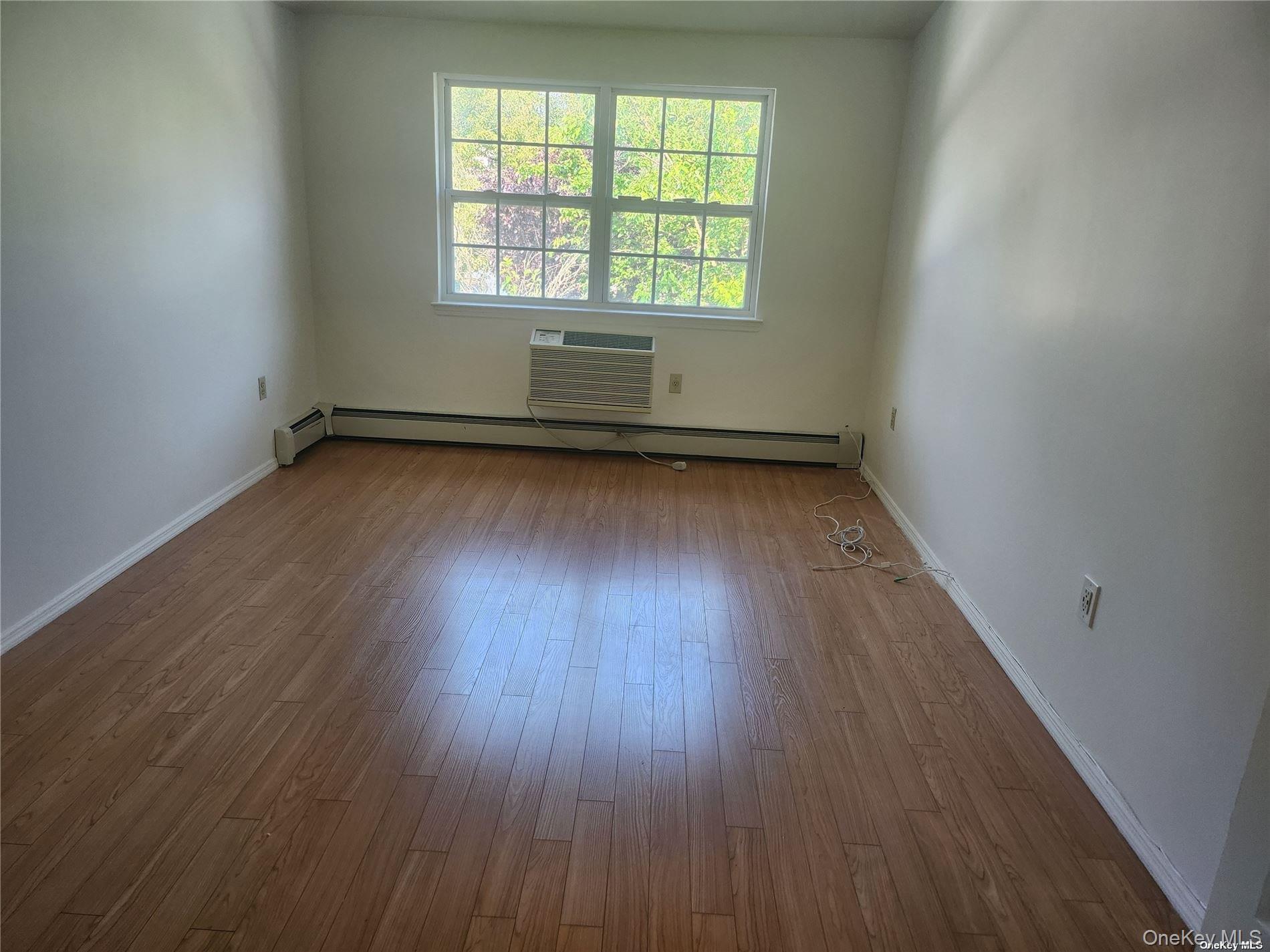 #7 photo, 82-74 Country Pointe Circle, Queens Village , NY 11427