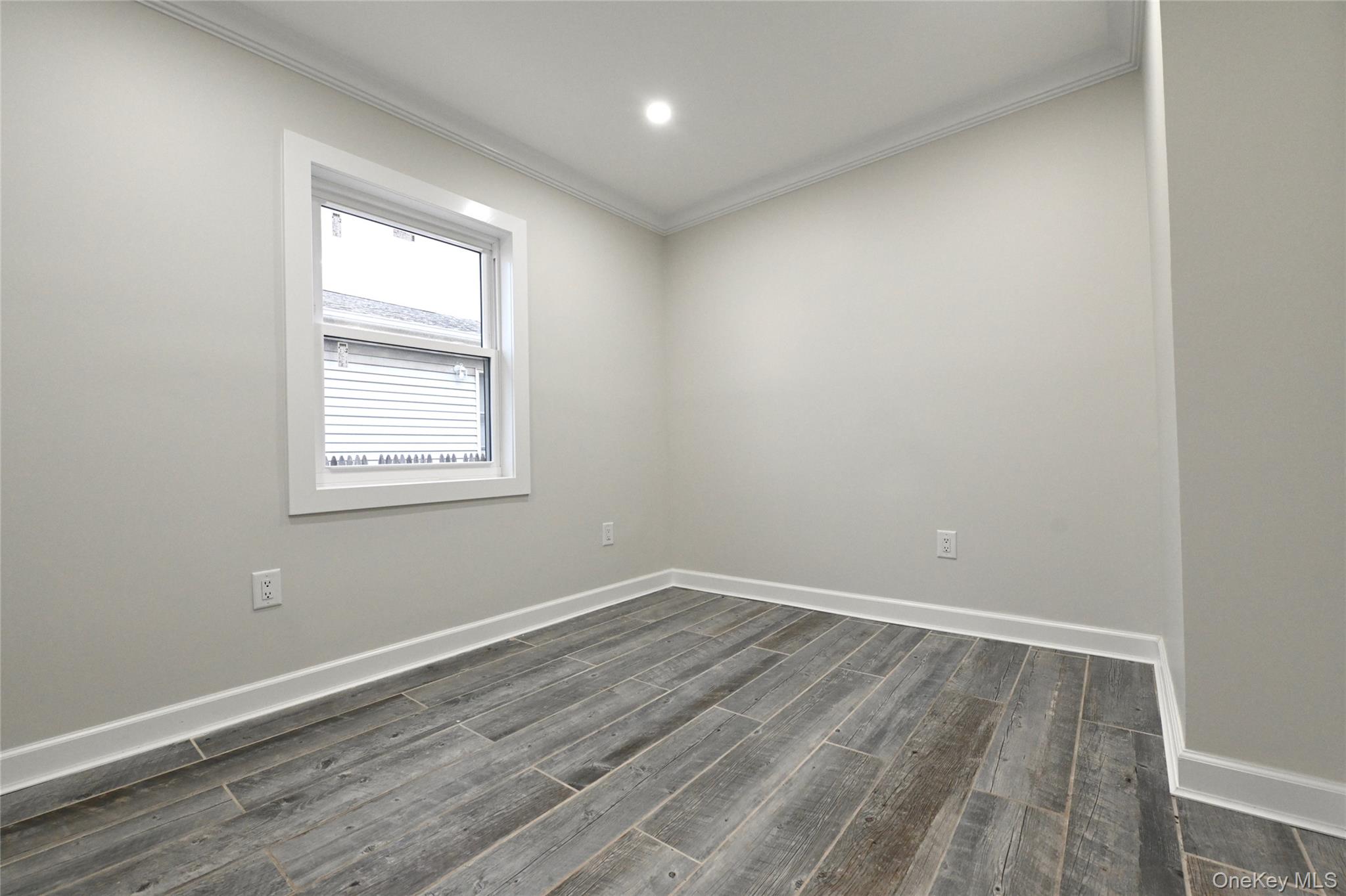 #13 photo, 11 Bayview Avenue, Lawrence , NY 11559