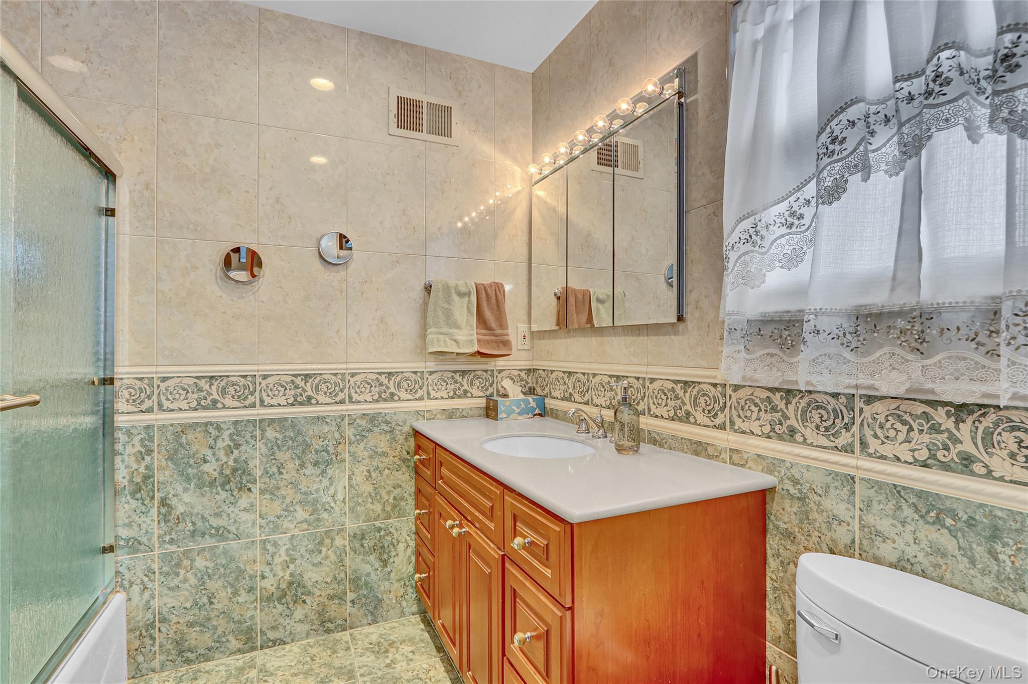 #10 photo, 248-14 Deepdale Avenue, Little Neck , NY 11362