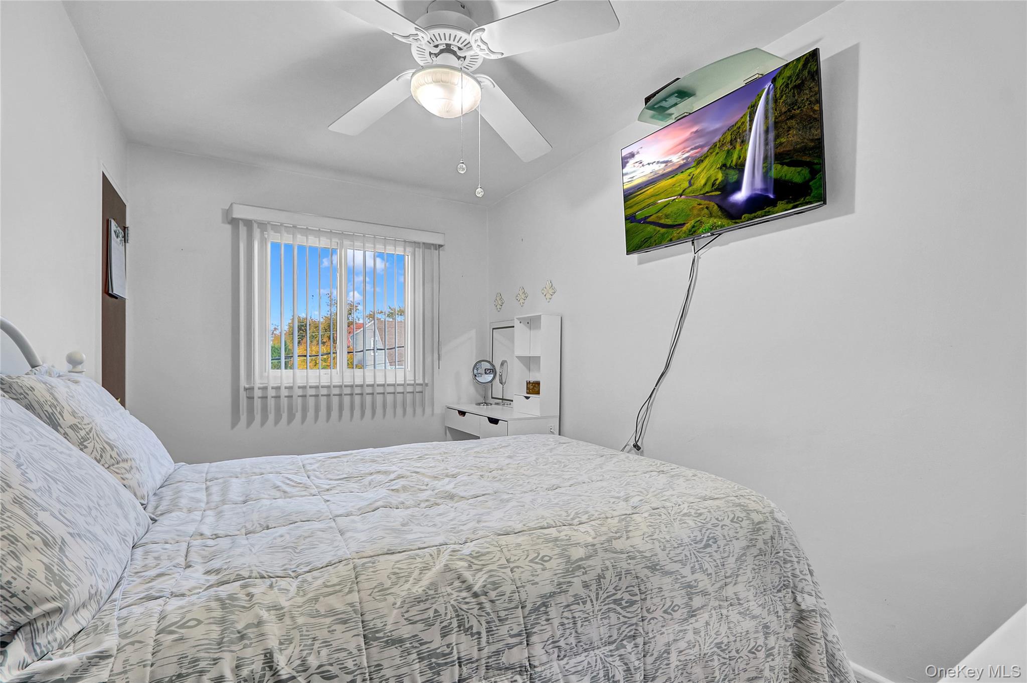 #11 photo, 248-14 Deepdale Avenue, Little Neck , NY 11362