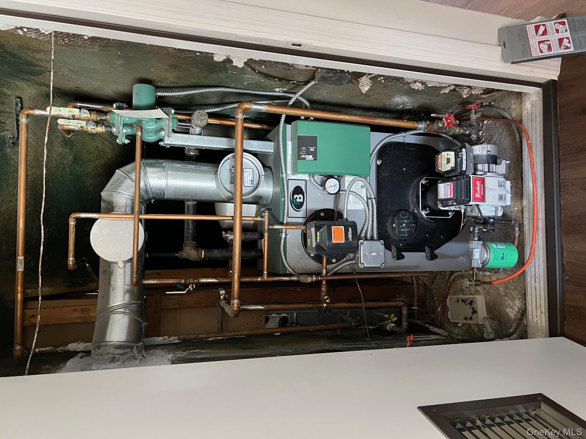 #11 photo, 94 Sugar Maple Road, Levittown , NY 11756