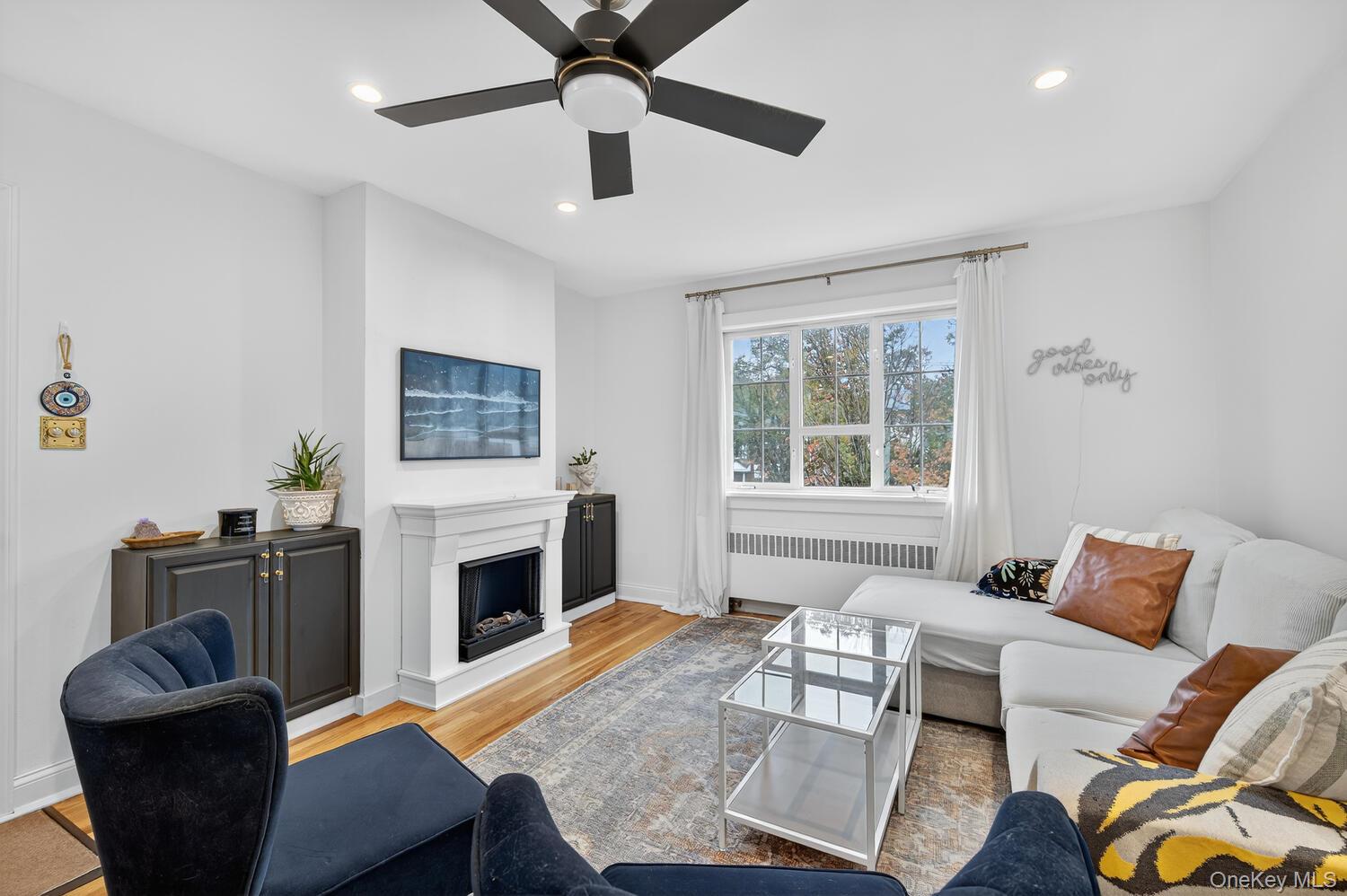 #5 photo, 42 Nathan Hale Drive, サフォーク郡 Huntington , NY 11743