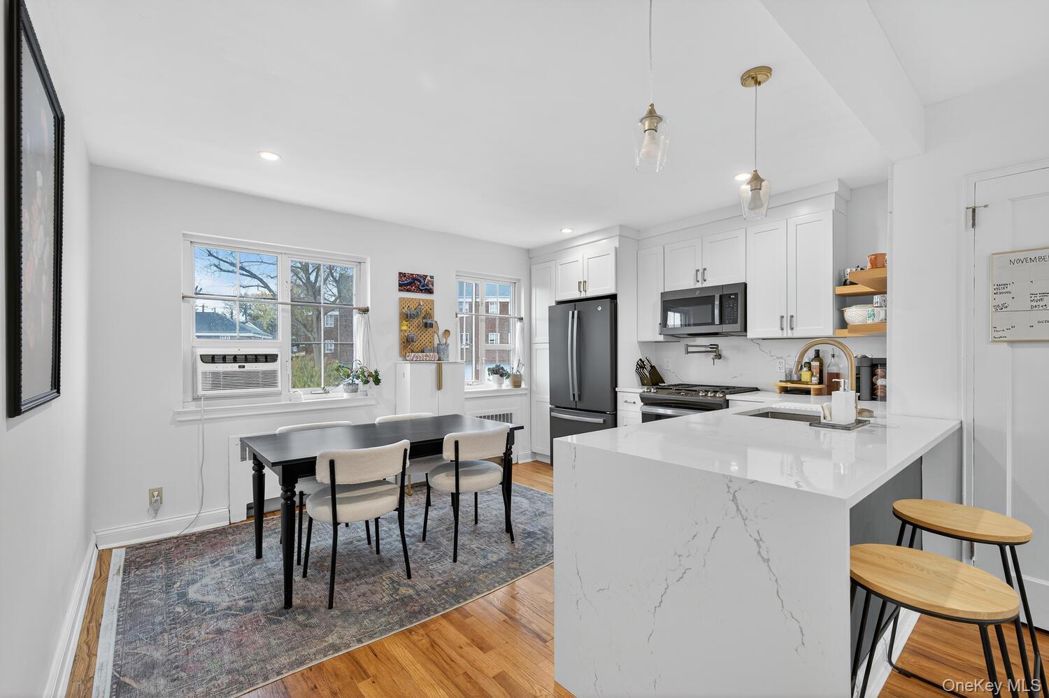 #6 photo, 42 Nathan Hale Drive, サフォーク郡 Huntington , NY 11743