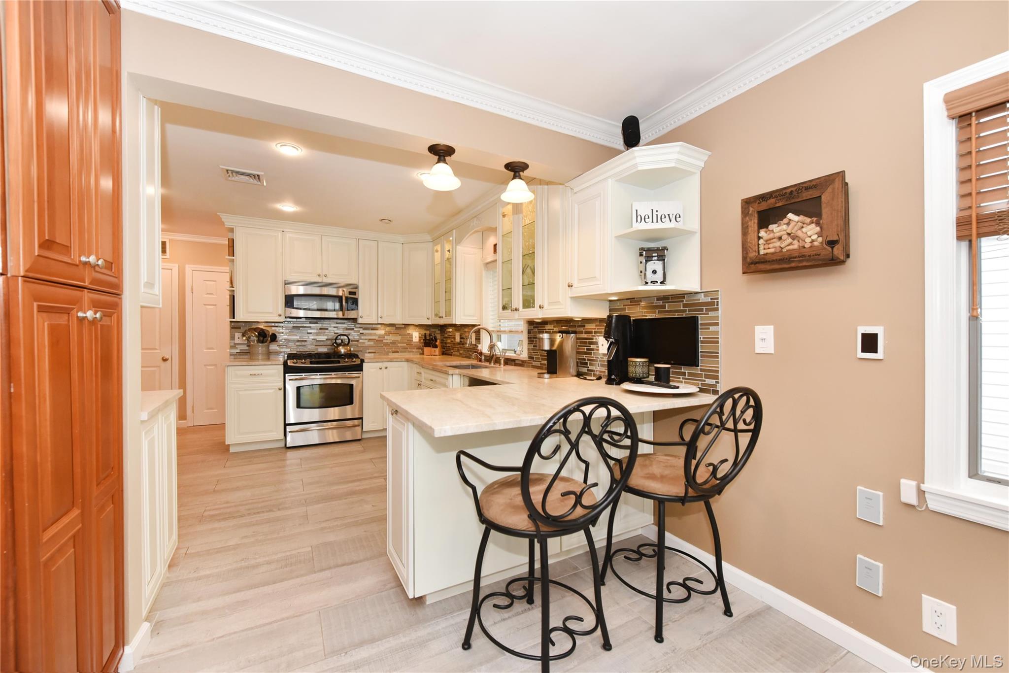 #10 photo, 79-27 212th Street, Oakland Gardens , NY 11364