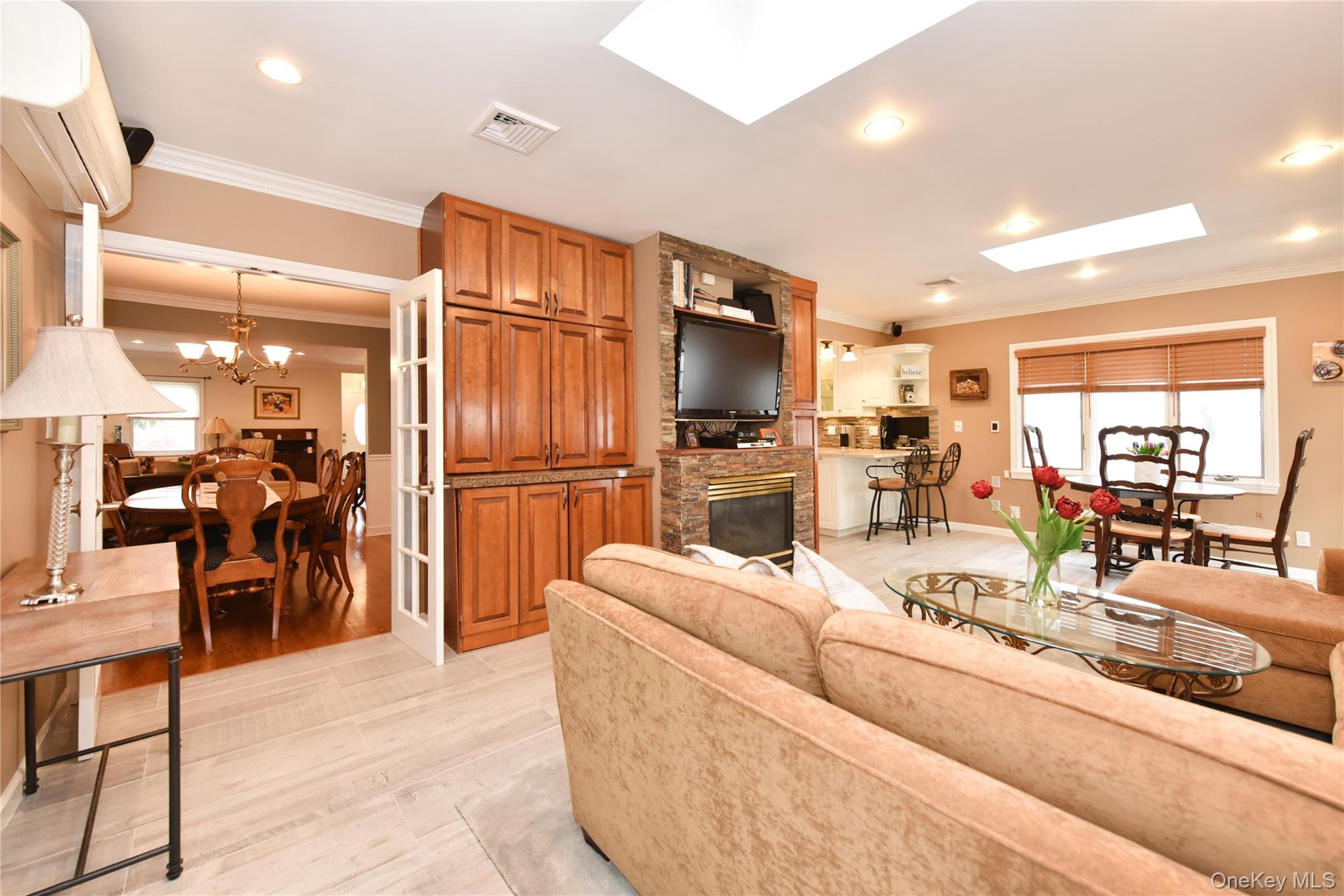 #16 photo, 79-27 212th Street, Oakland Gardens , NY 11364