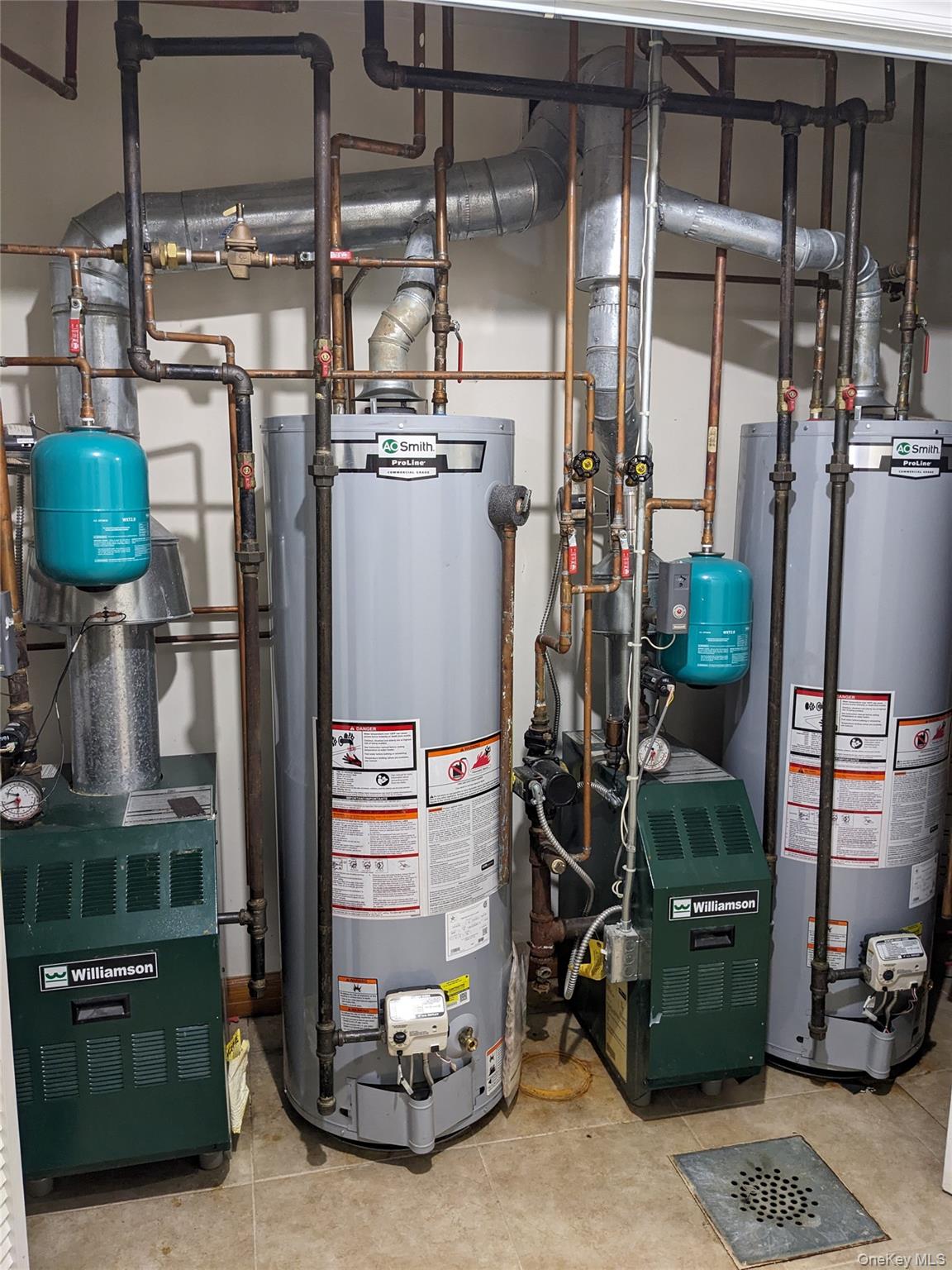 #15 photo, 45-29 211 Street, Bayside , NY 11361