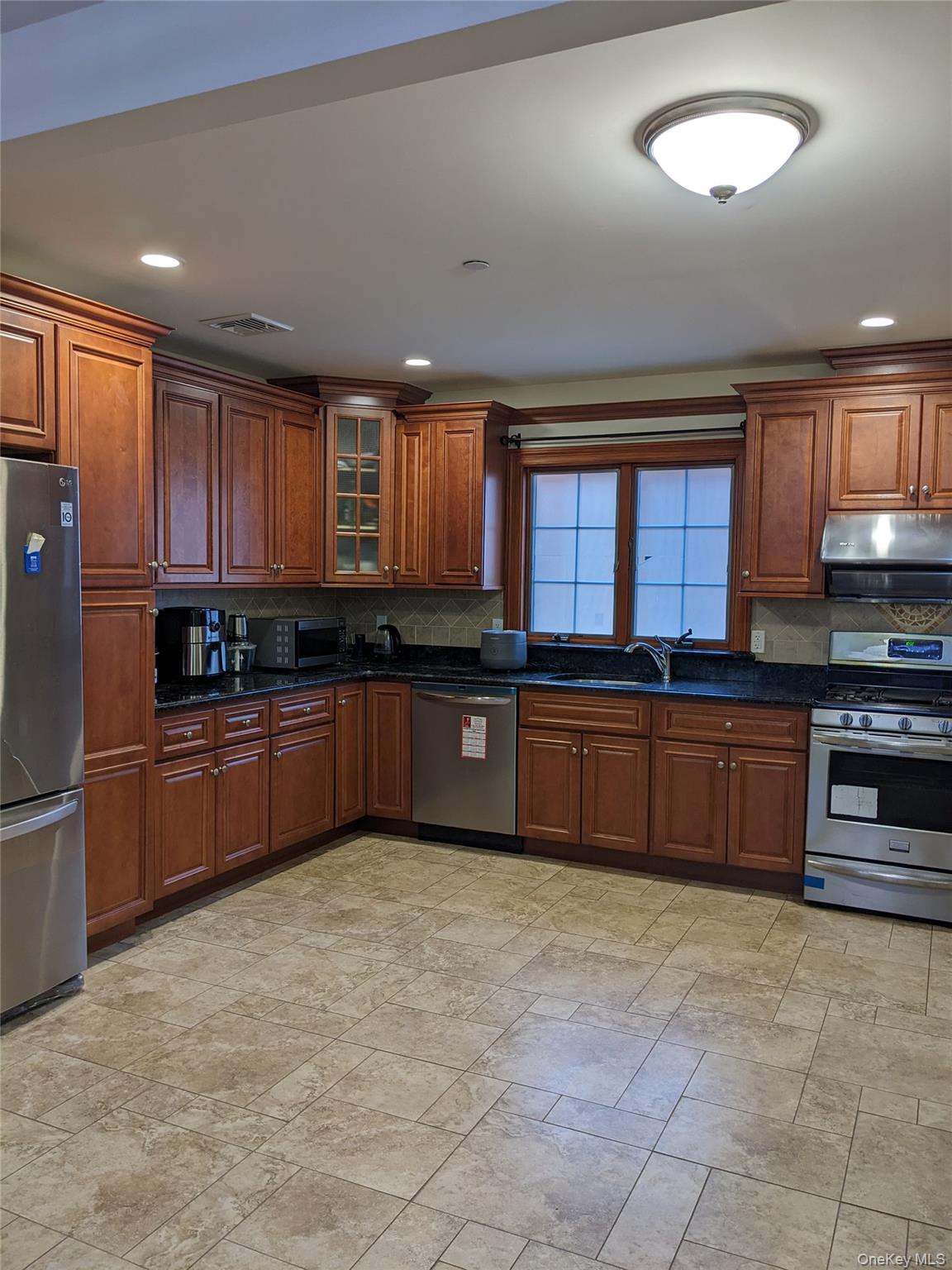 #4 photo, 45-29 211 Street, Bayside , NY 11361