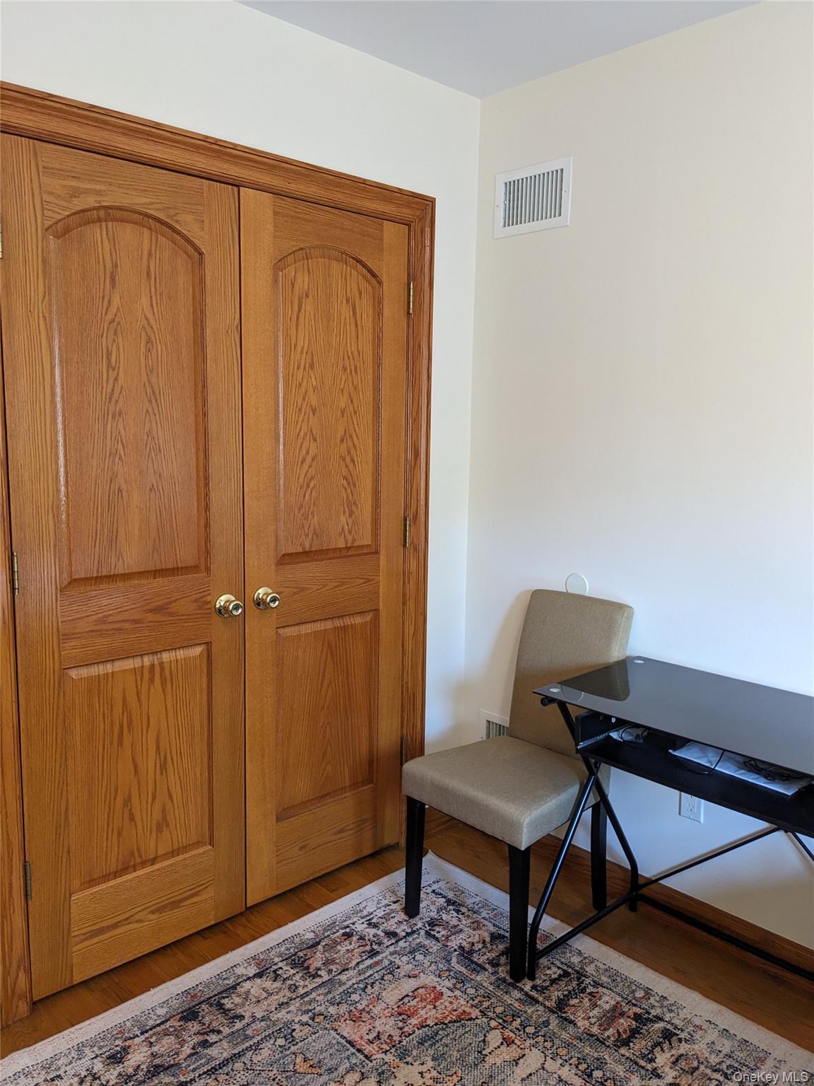 #9 photo, 45-29 211 Street, Bayside , NY 11361