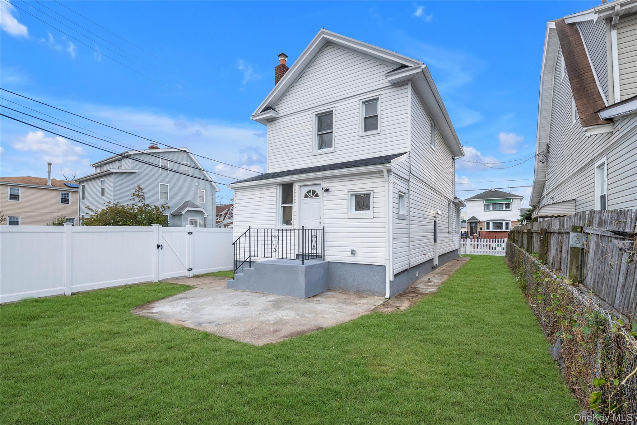 #18 photo, 220-27 134th Road, Springfield Gardens , NY 11413