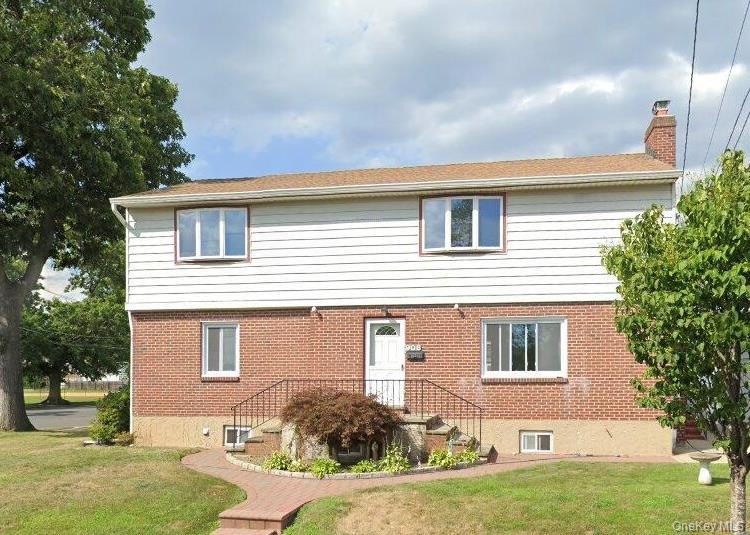 #1 photo, 906 Polk Avenue, ナッソー郡 Franklin Square , NY 11010