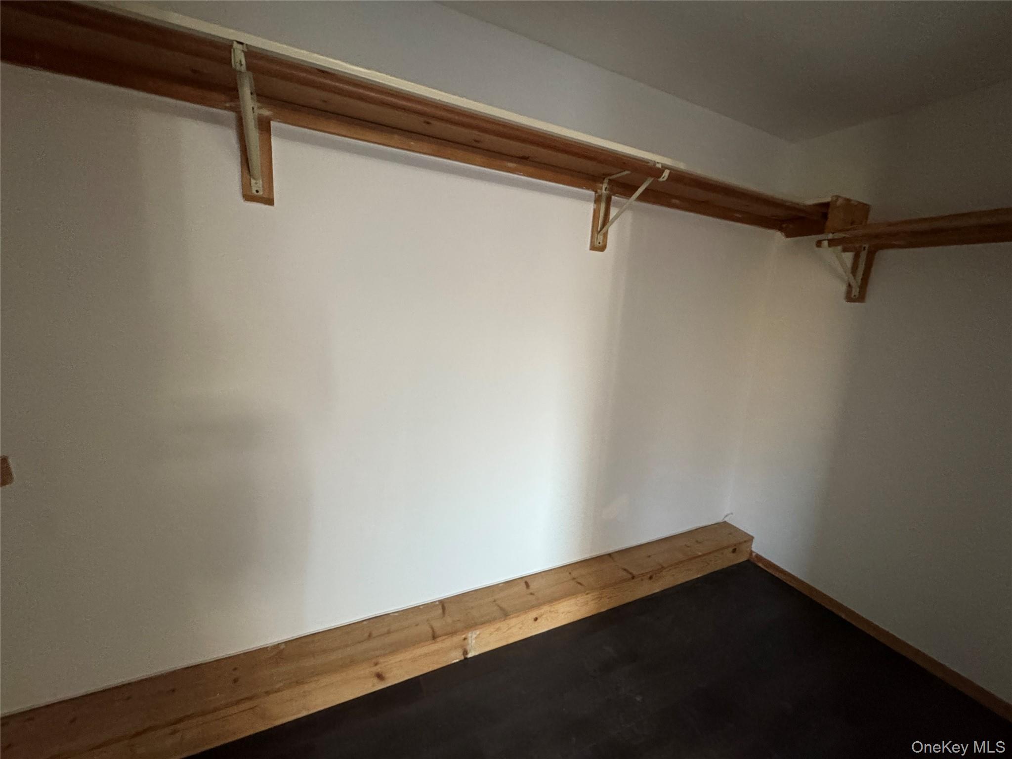 #8 photo, 906 Polk Avenue, ナッソー郡 Franklin Square , NY 11010