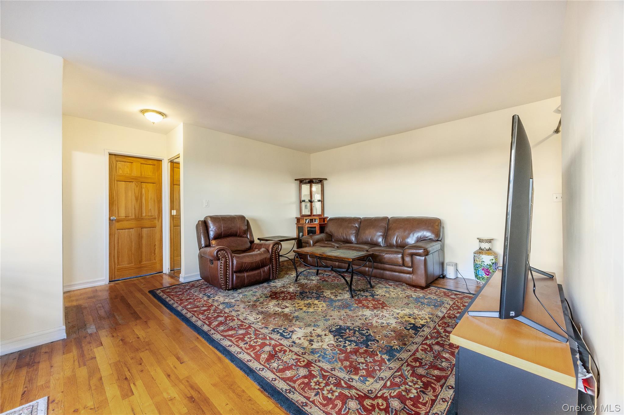 #13 photo, 20 Secor, Yonkers , NY 10704