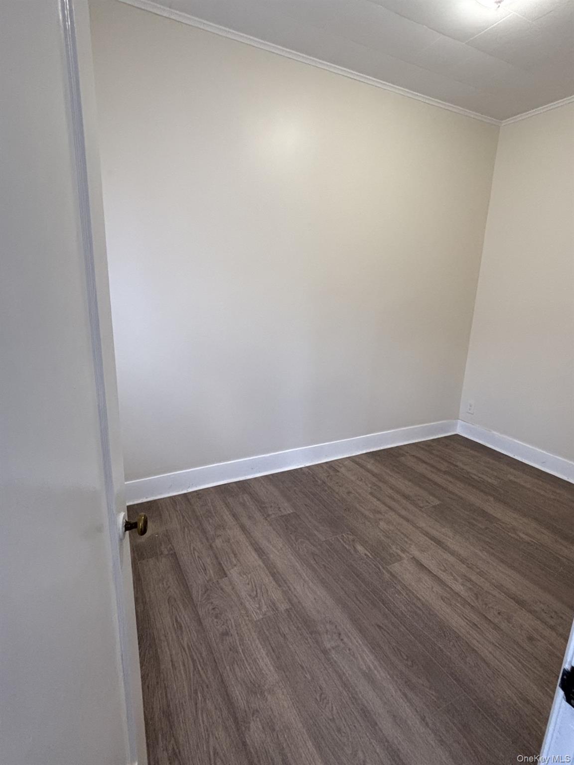 #6 photo, 7158 70th Street, Glendale , NY 11385