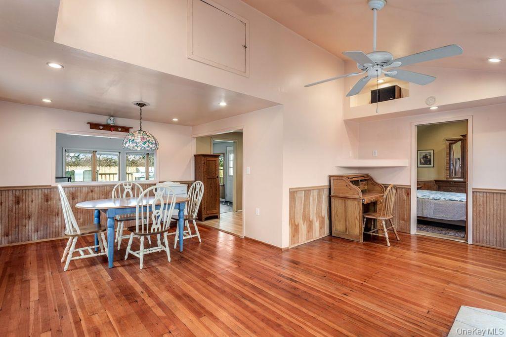 #4 photo, 20 Bayside Road, Mastic , NY 11951