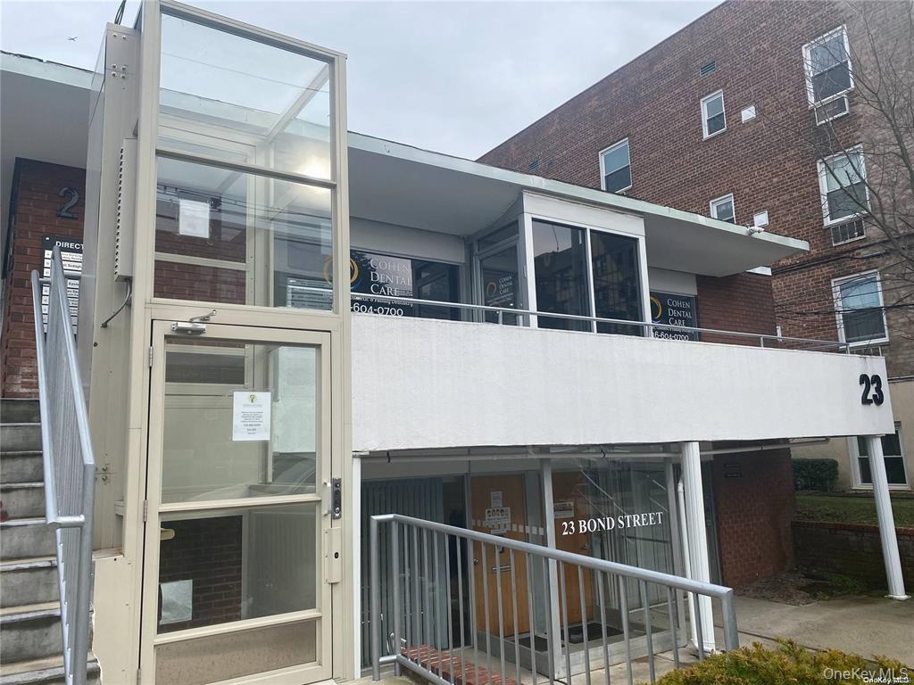 #1 photo, 23 Bond Street, Great Neck , NY 11021