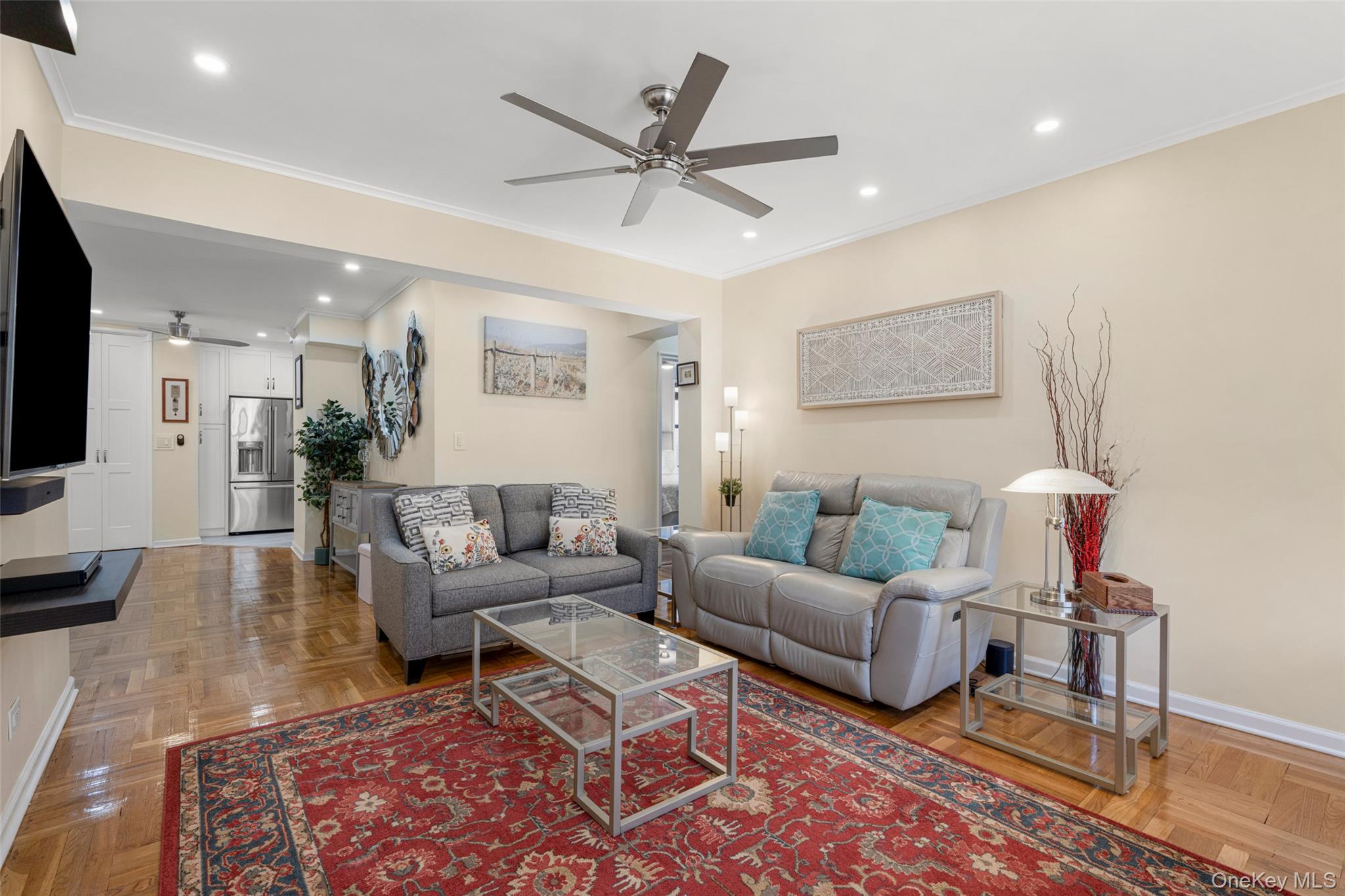 #7 photo, 620 W 239th Street, Bronx , NY 10463