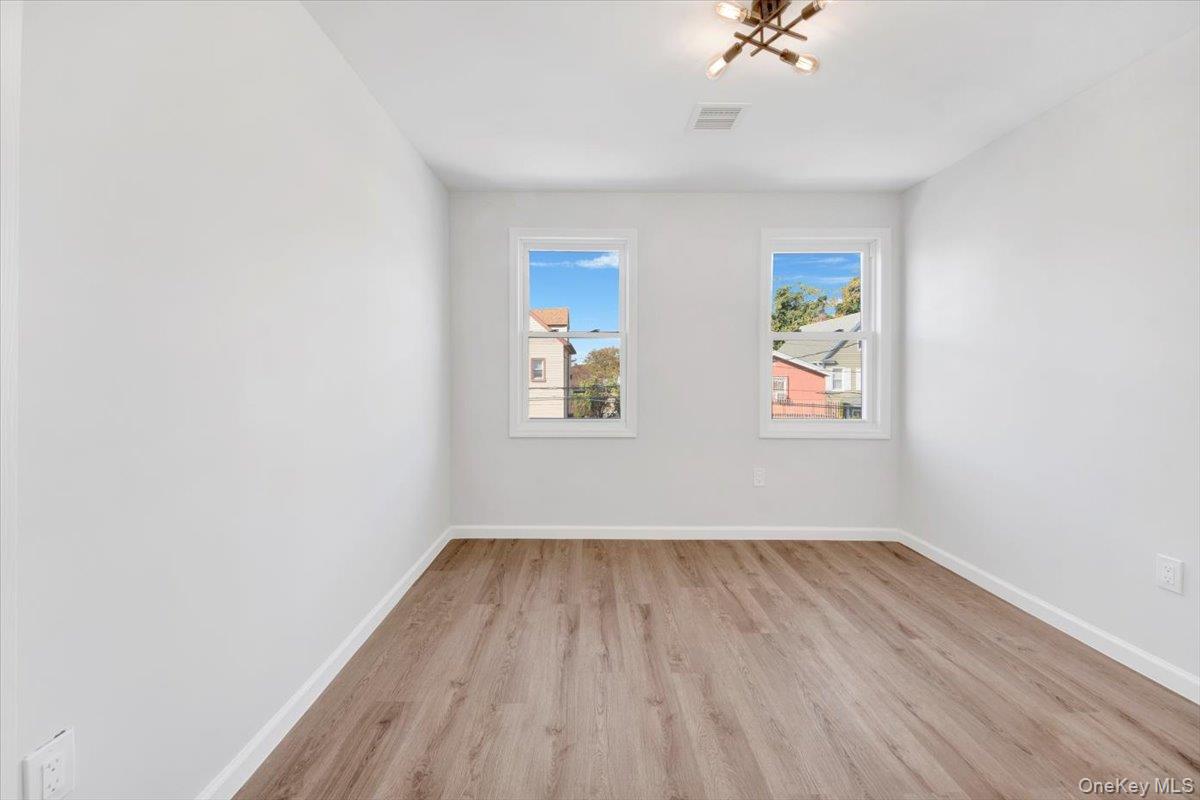 #11 photo, 4626 Richardson Avenue, Bronx , NY 10470