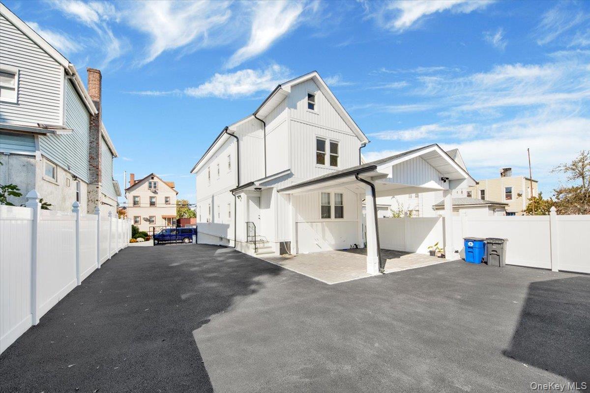 #4 photo, 4626 Richardson Avenue, Bronx , NY 10470