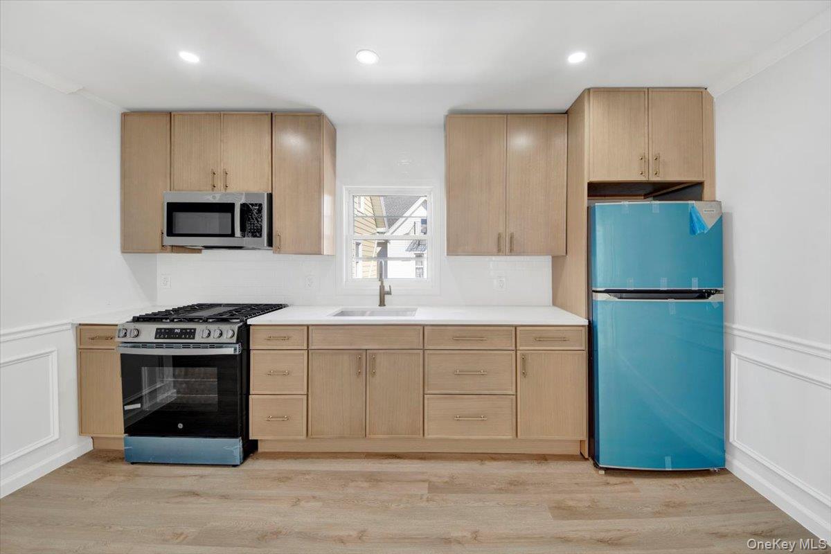 #5 photo, 4626 Richardson Avenue, Bronx , NY 10470