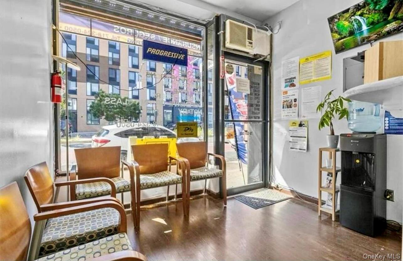 #7 photo, 3194 Webster Avenue, Bronx , NY 10467