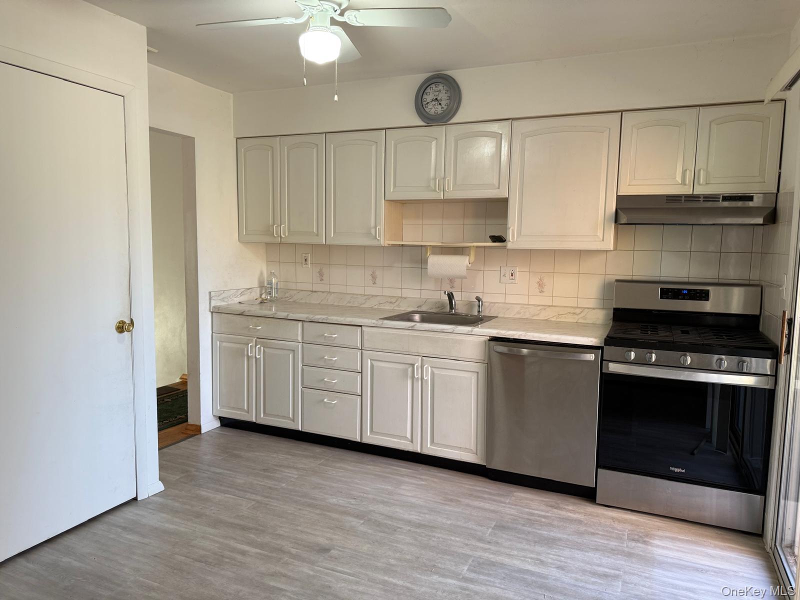 #11 photo, 5 Beverly Place, New City , NY 10956