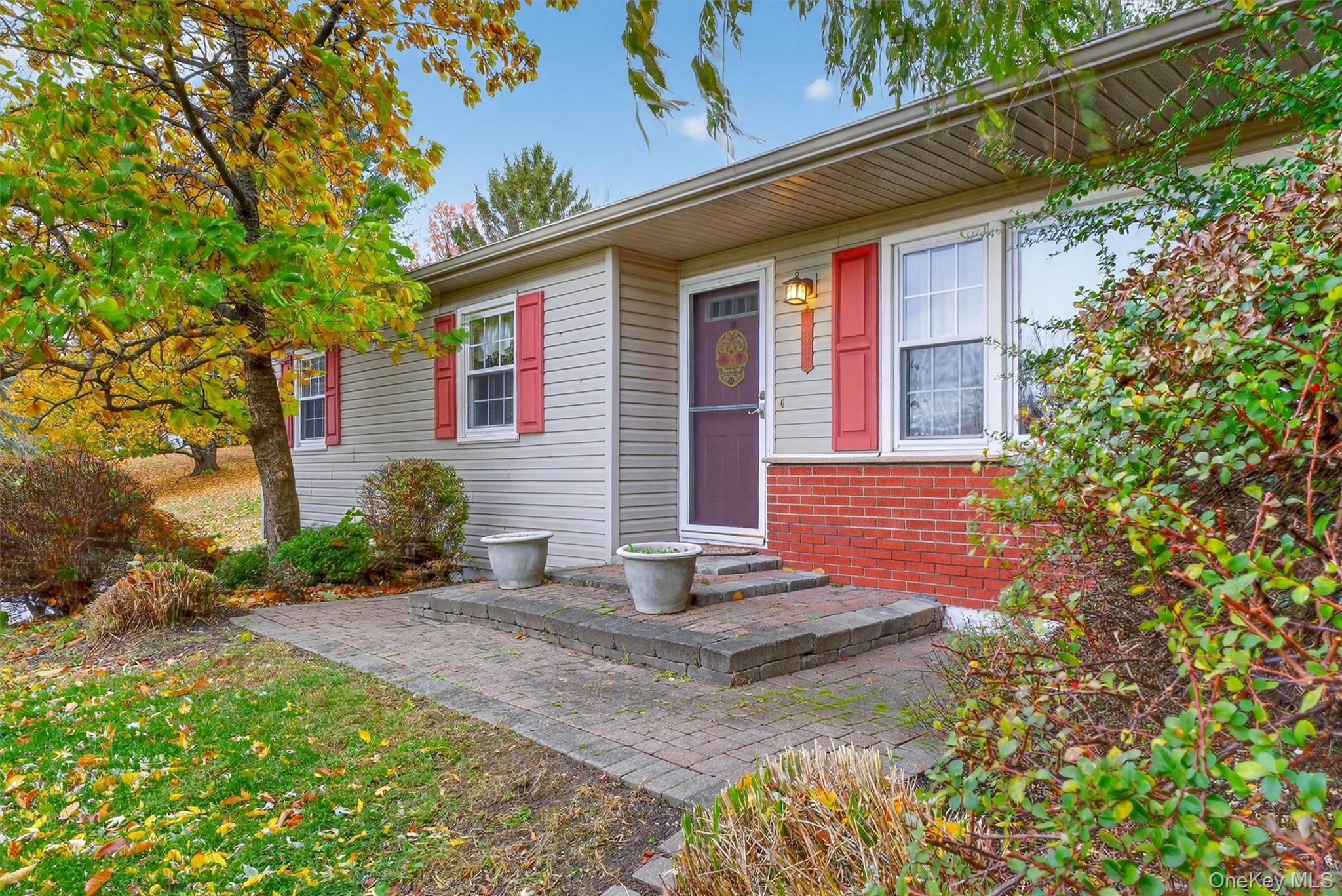 #4 photo, 104 Hillside Road, Poughquag , NY 12570