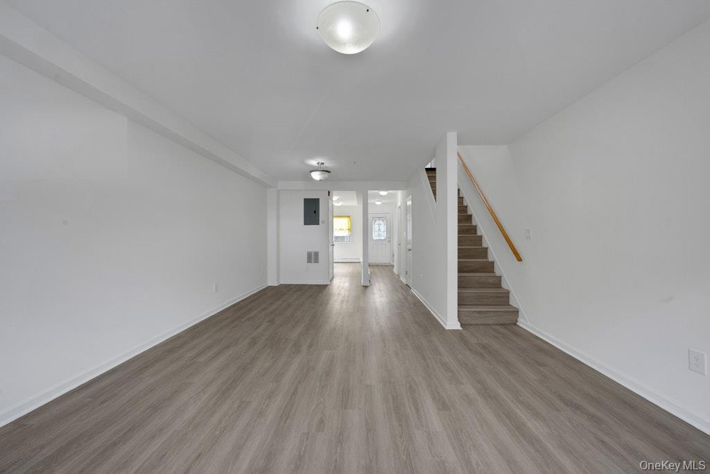 #9 photo, 38 Beekman Avenue, Sleepy Hollow , NY 10591