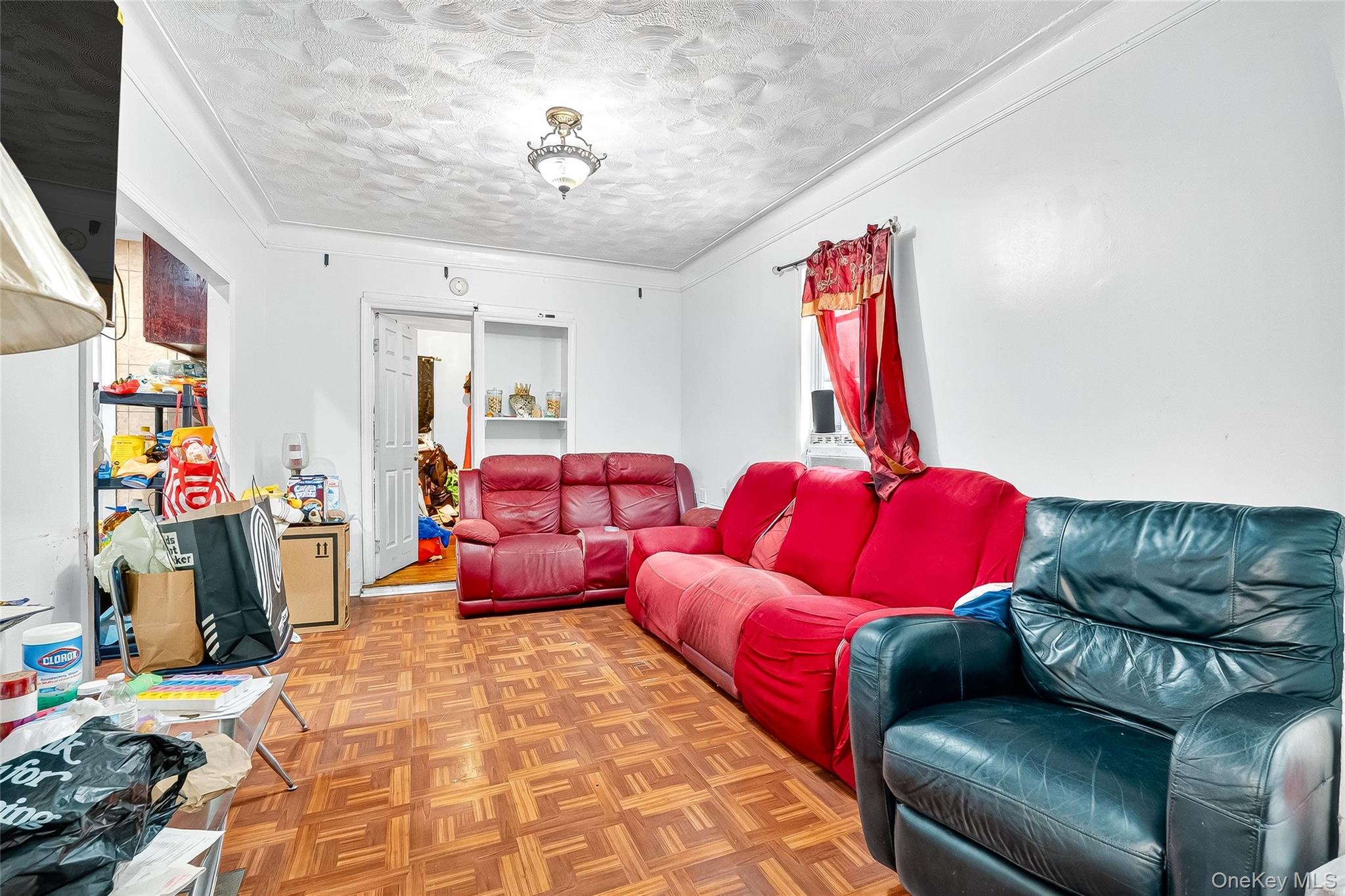 #10 photo, 1052 Evergreen Avenue, Bronx , NY 10472