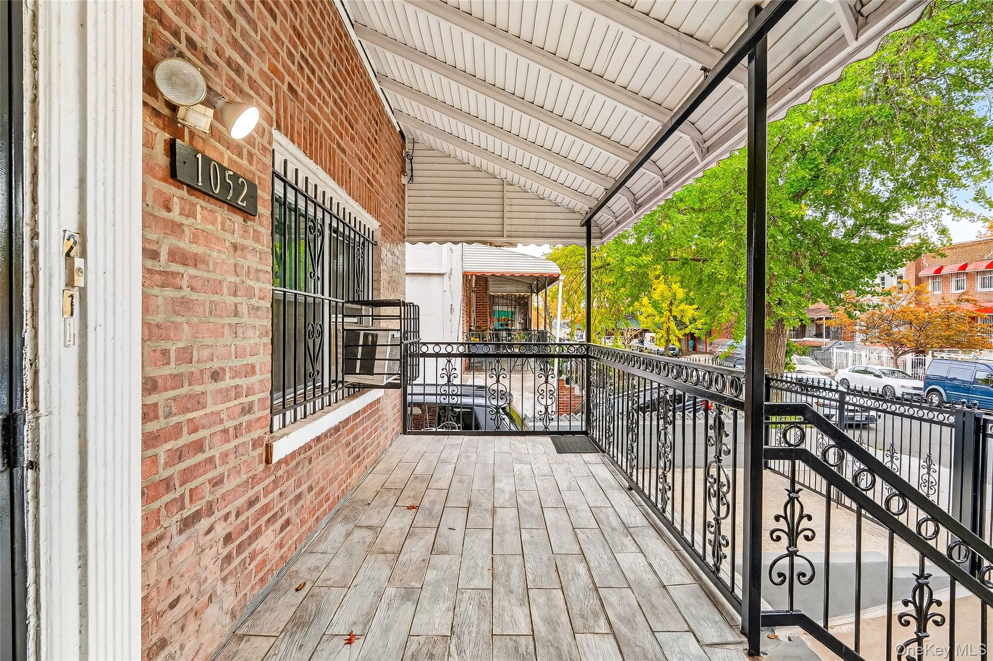 #6 photo, 1052 Evergreen Avenue, Bronx , NY 10472