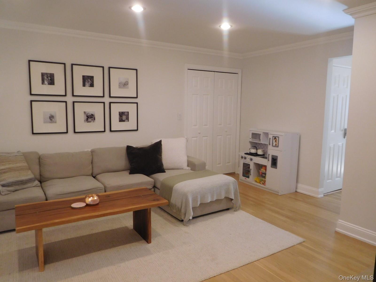 #13 photo, 80 Oregon Avenue, Bronxville , NY 10708