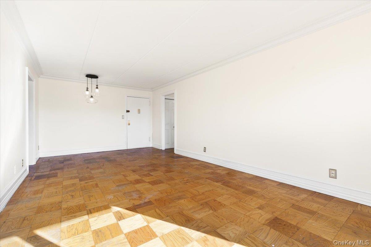 #3 photo, 470 Halstead Avenue, Harrison , NY 10583