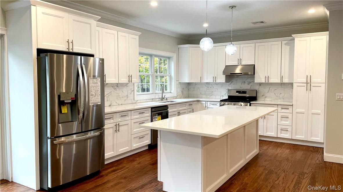 #11 photo, 1 Kewanee Road, New Rochelle , NY 10804