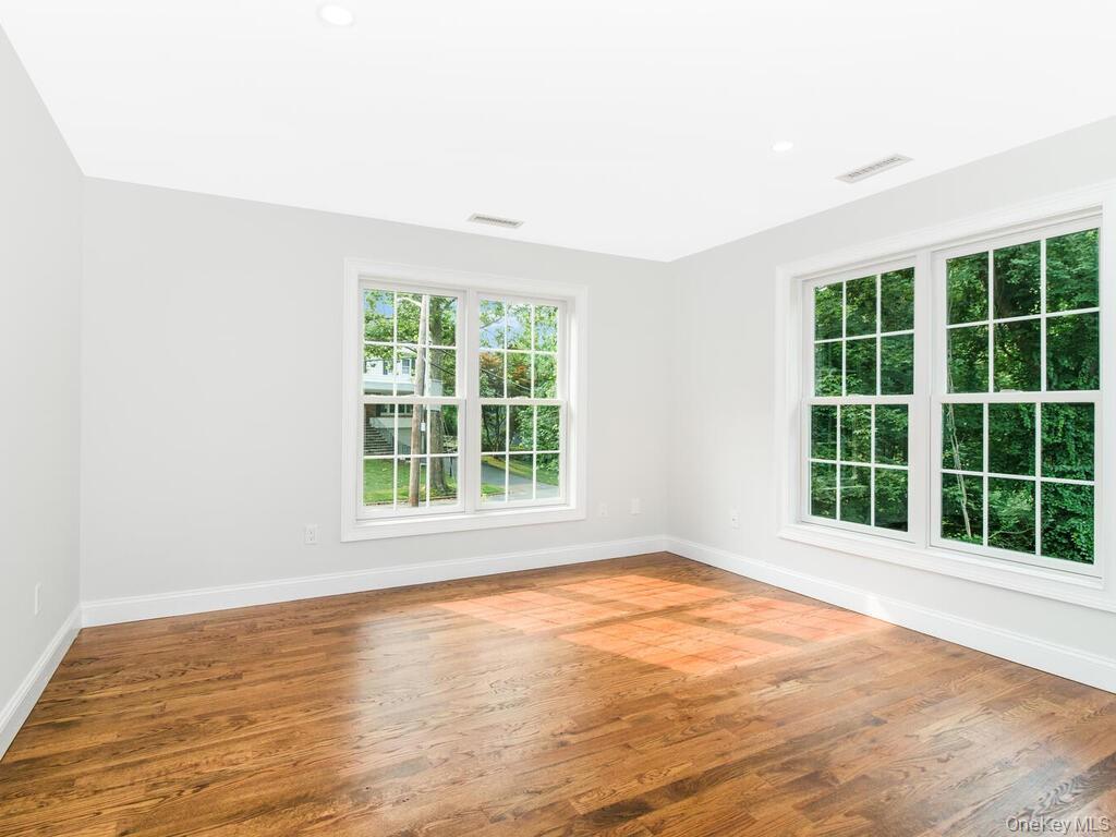 #17 photo, 1 Kewanee Road, New Rochelle , NY 10804