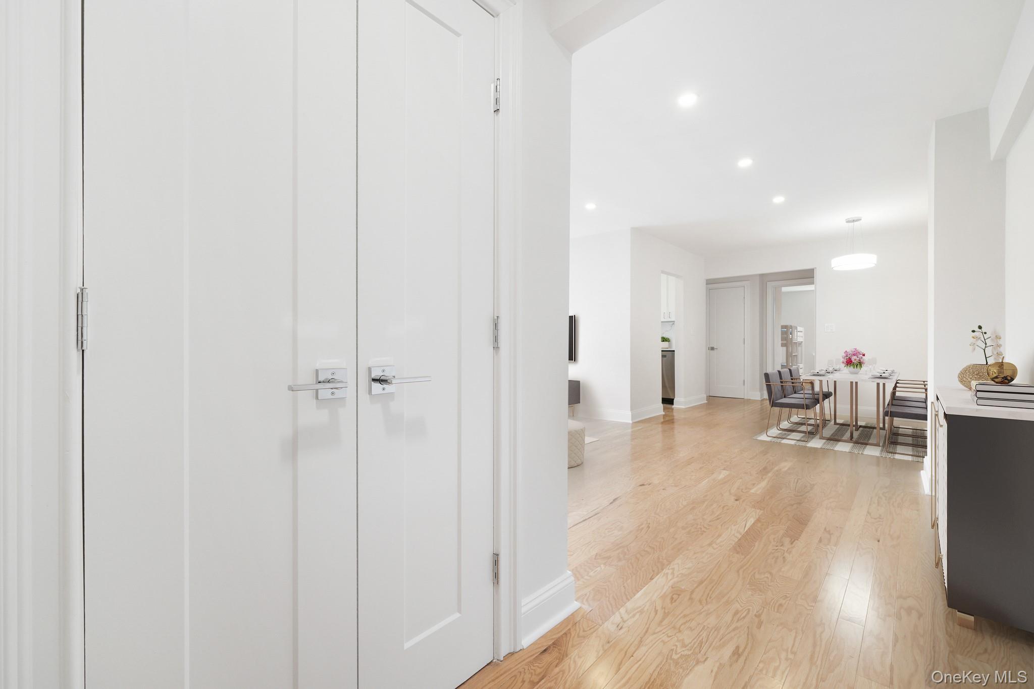 #7 photo, 565 Broadway, Hastings-on-Hudson , NY 10706