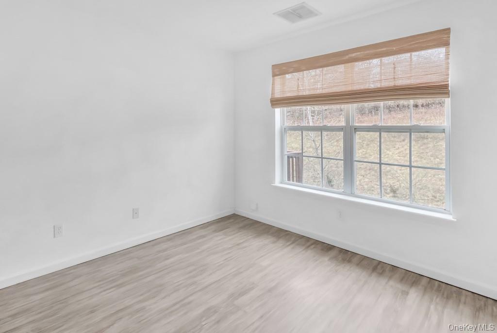 #7 photo, 1036 Maggie Road, Newburgh , NY 12550