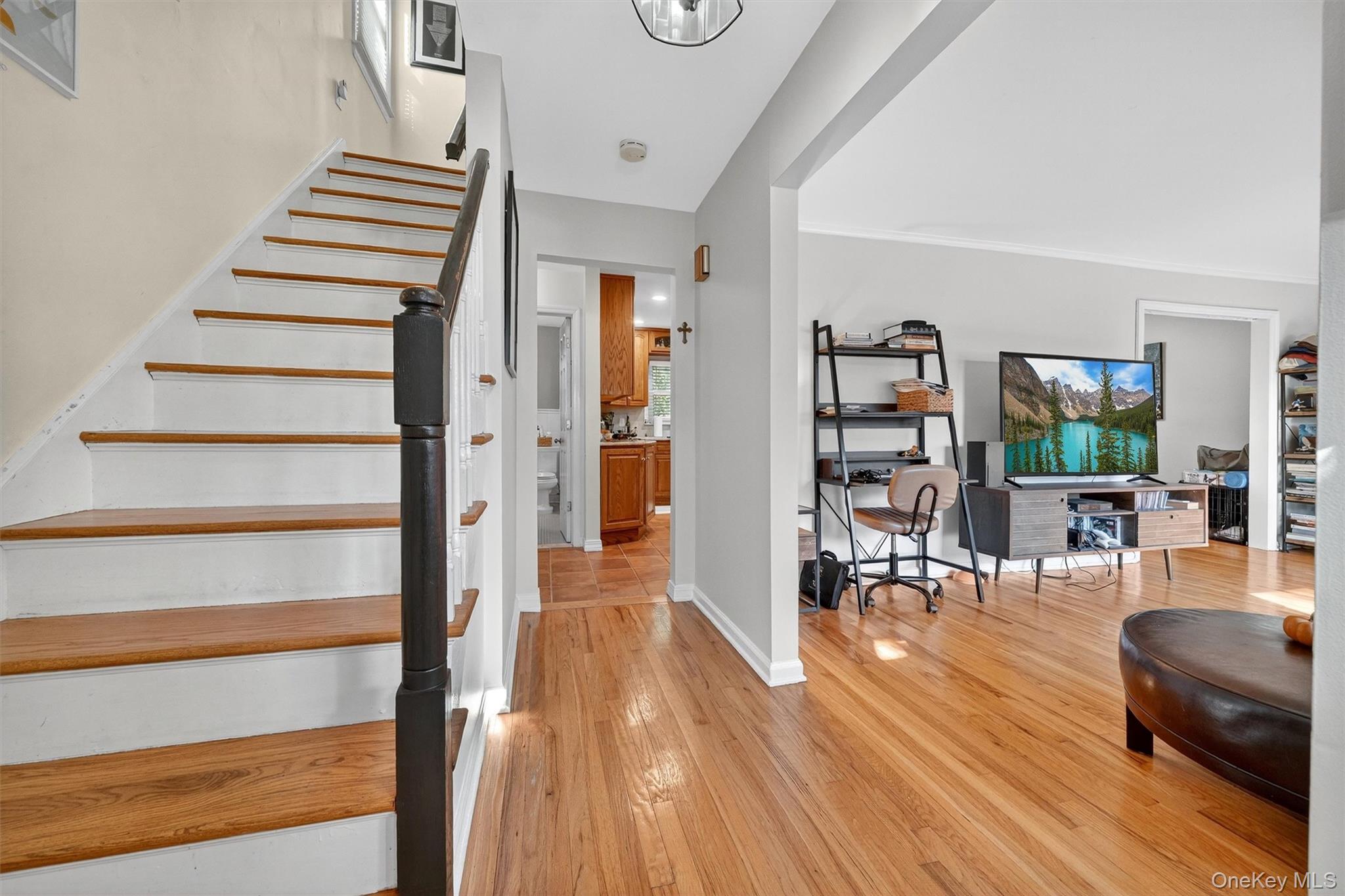 #6 photo, 25 Avondale Road, Yonkers , NY 10710