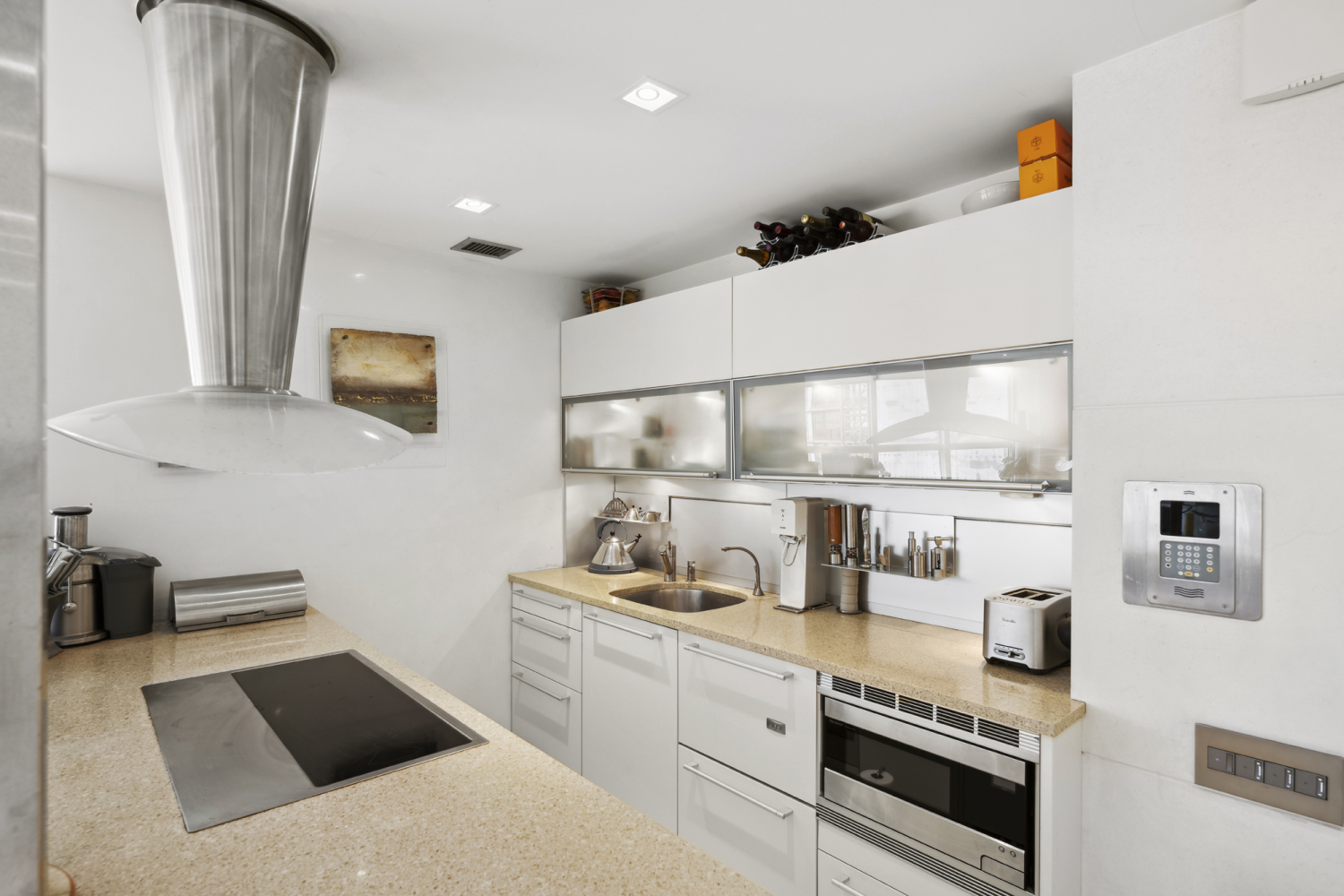 #8 photo, New York City, Midtown , NY 10019