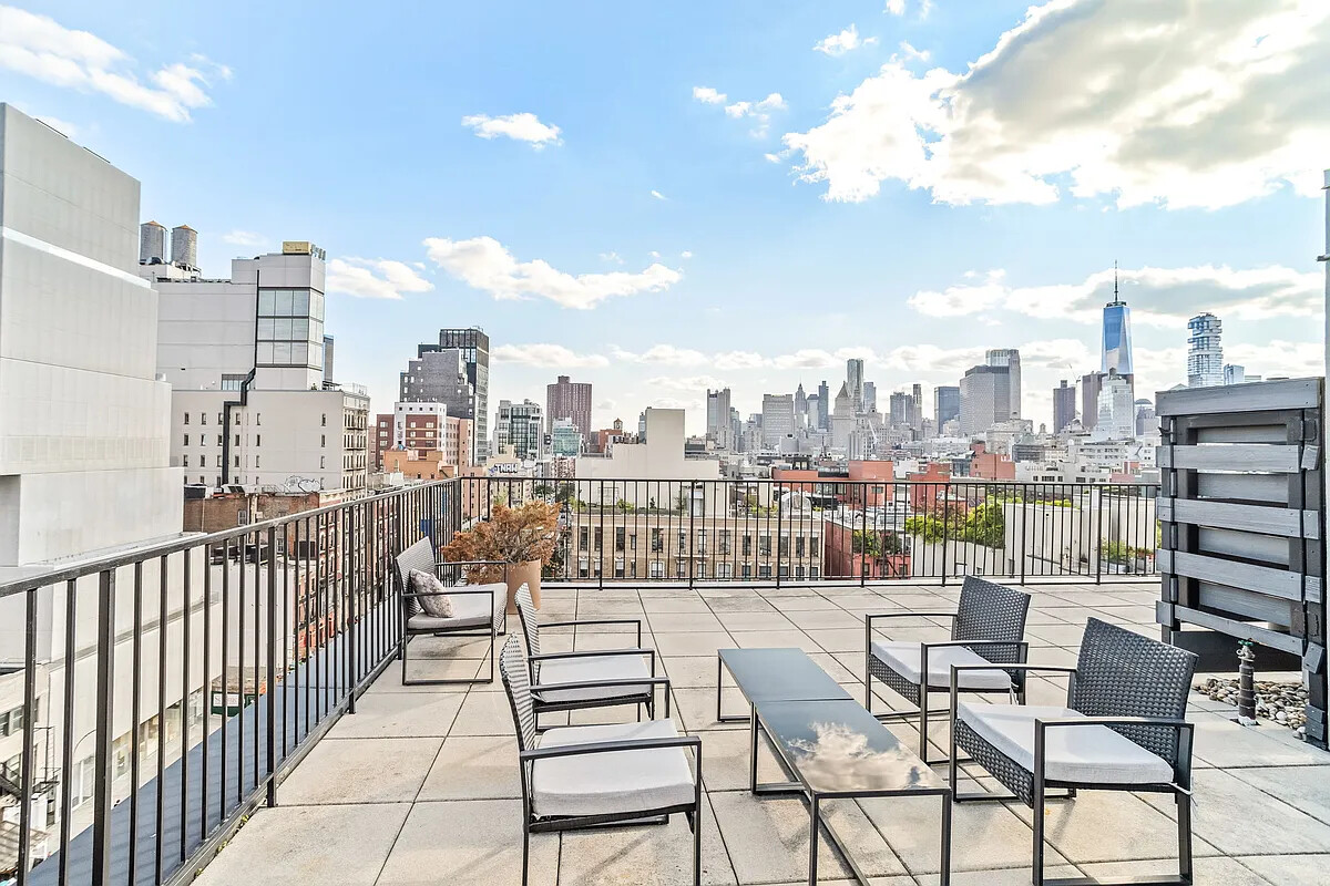 #14 photo, 250 BOWERY, Nolita , NY 10012