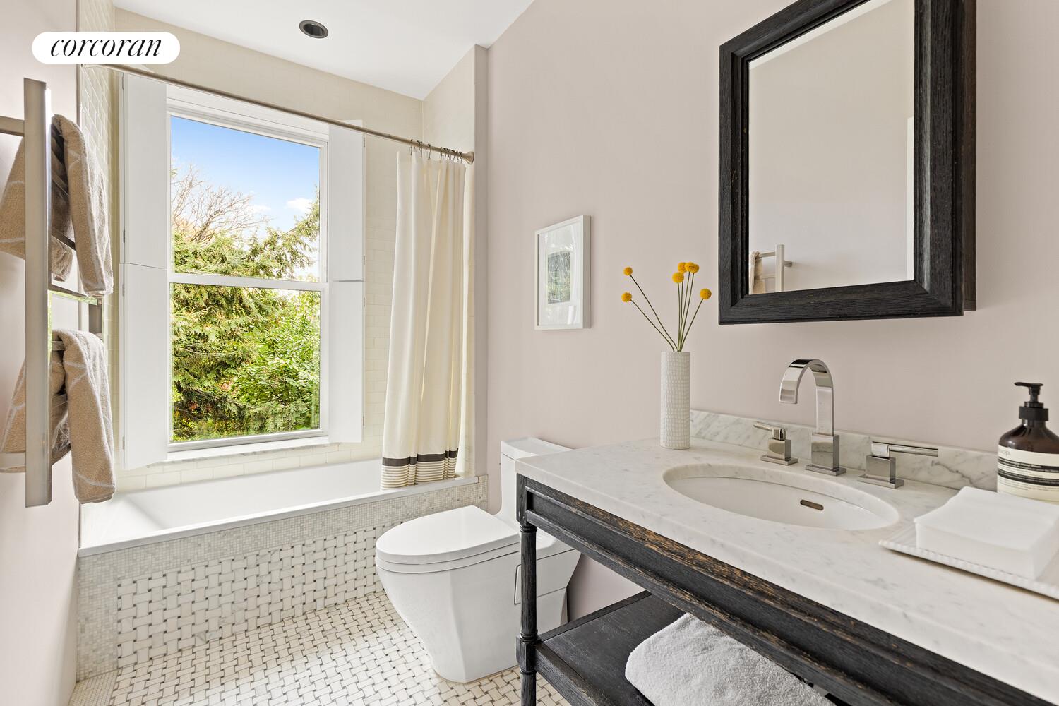 #17 photo, 226 6TH Avenue, Park Slope , NY 11215