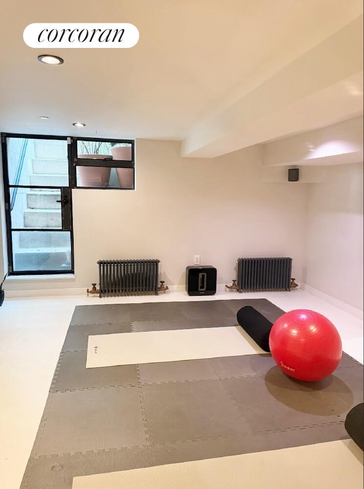 #18 photo, 226 6TH Avenue, Park Slope , NY 11215