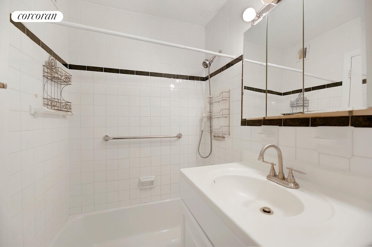 #18 photo, 2483 W 16TH Street, Gravesend , NY 11214