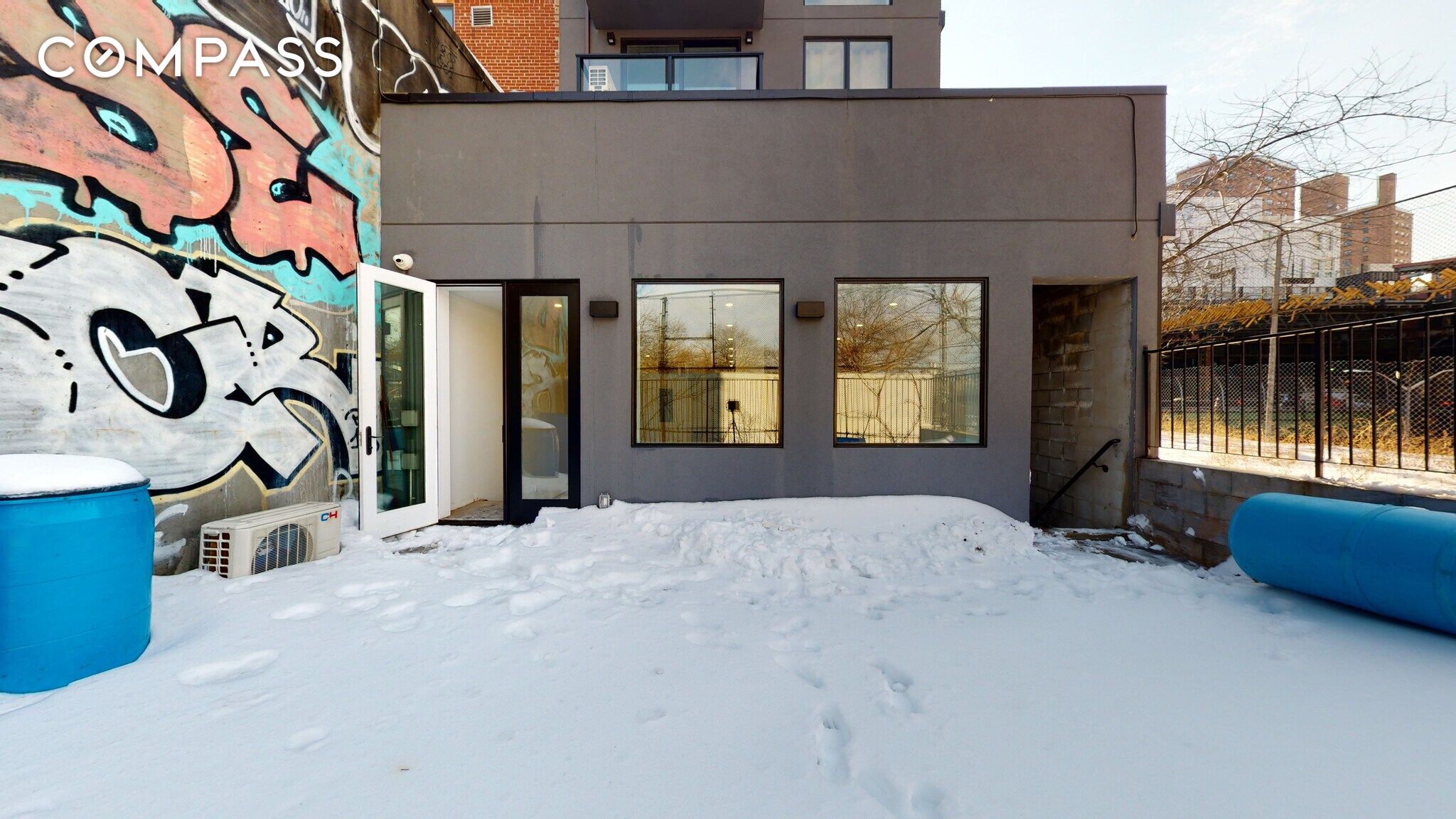 #15 photo, 319 Broadway, Williamsburg , NY 11211